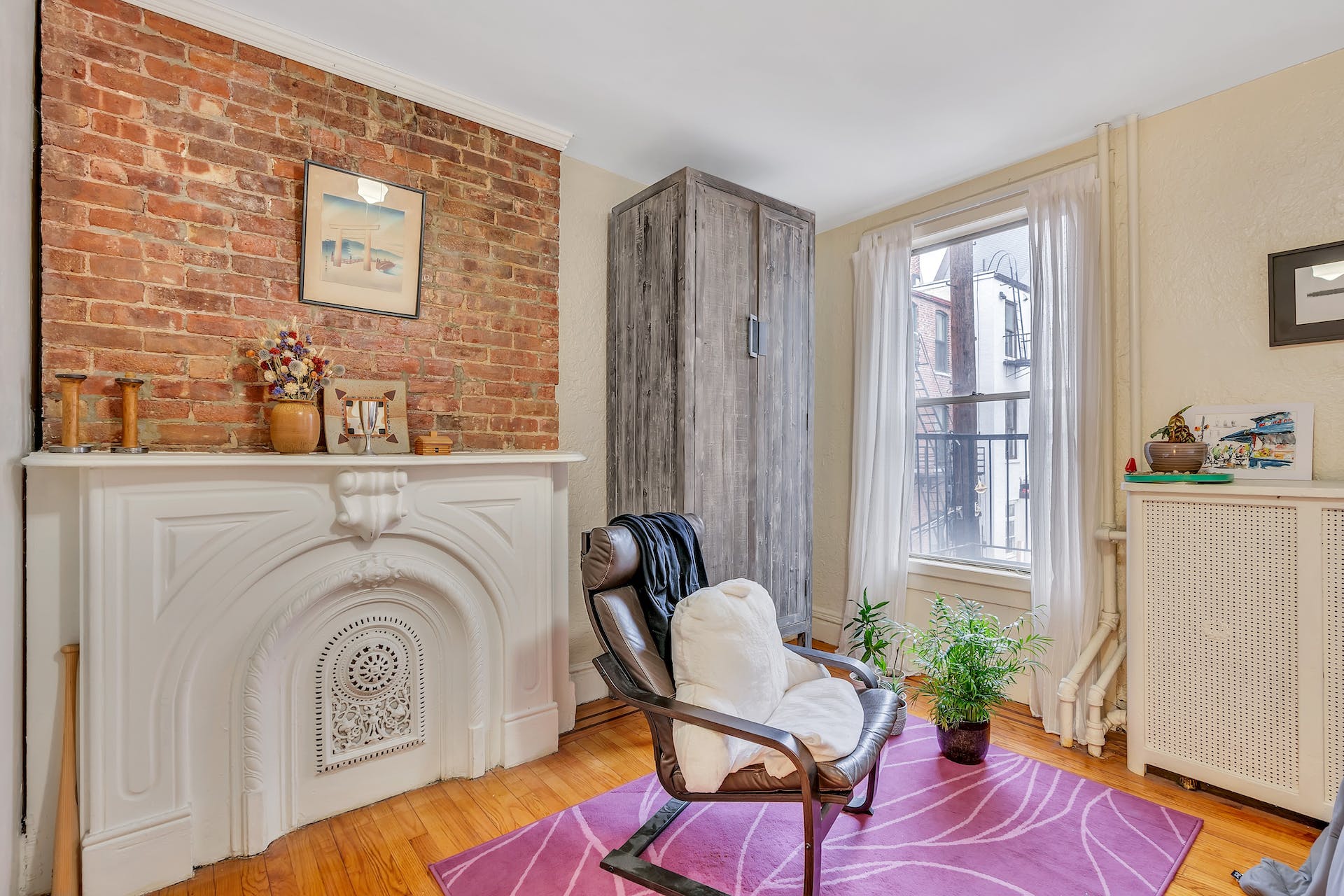 329 Varick St 