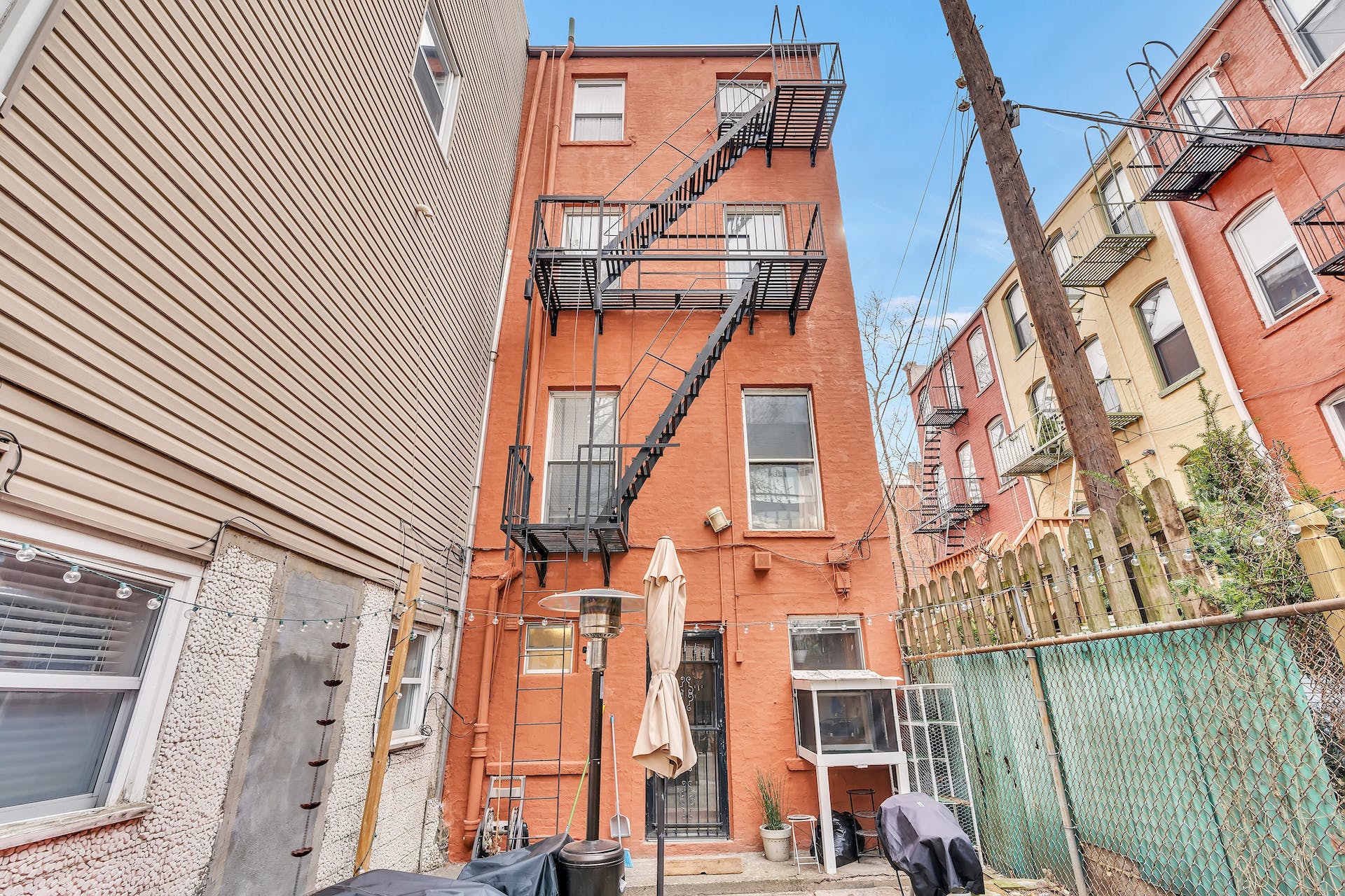 329 Varick St 
