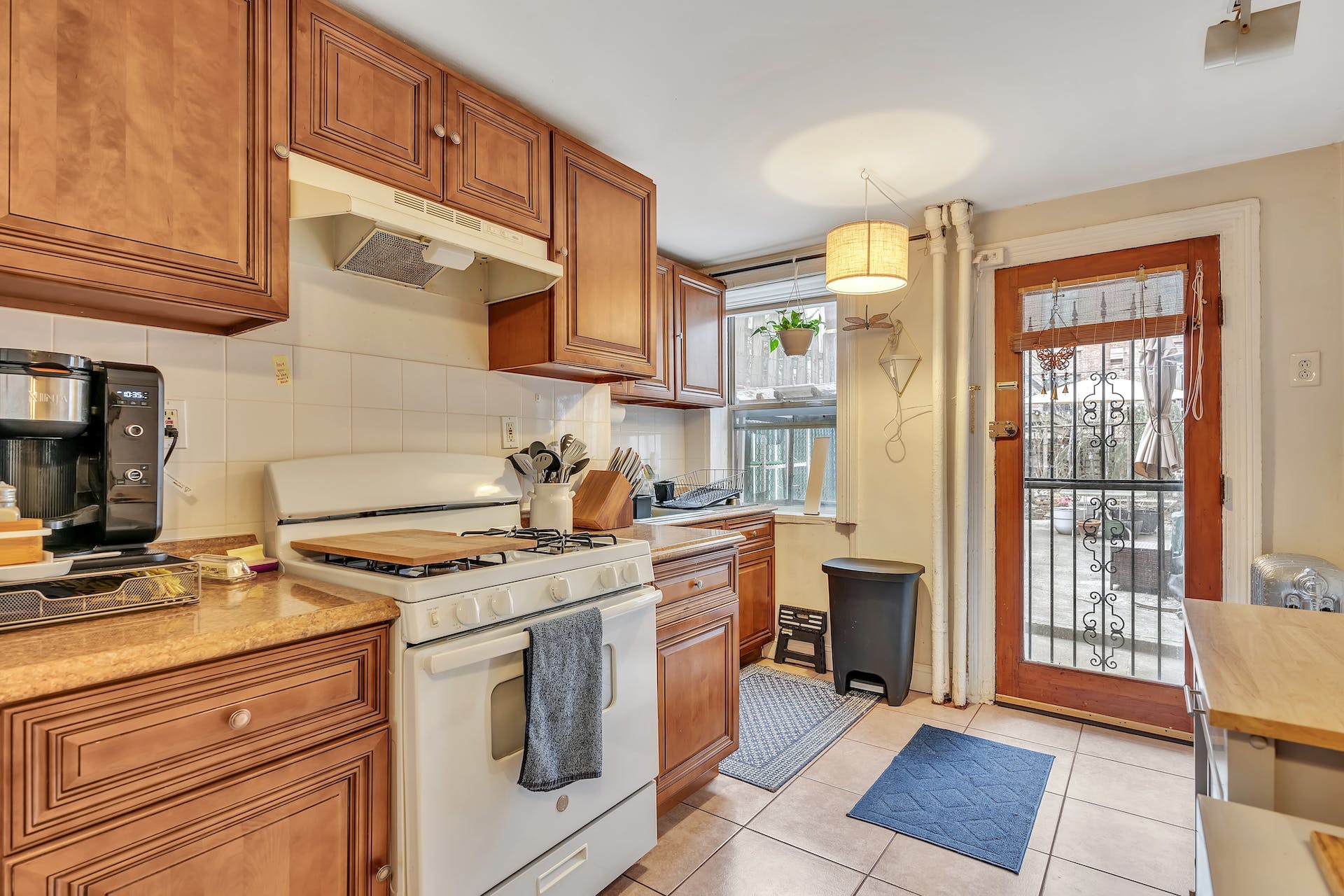 329 Varick St 