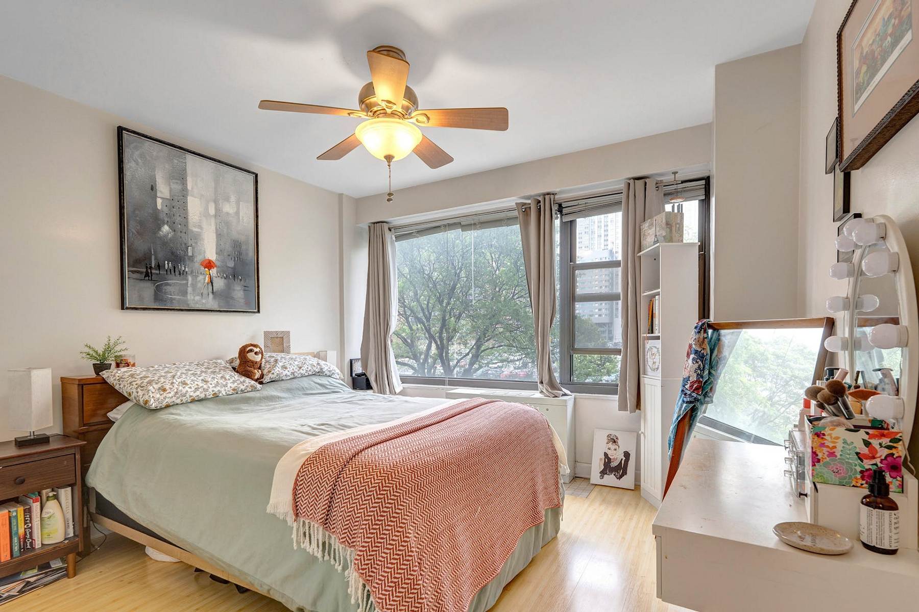 135 Montgomery Street, Unit 3I 