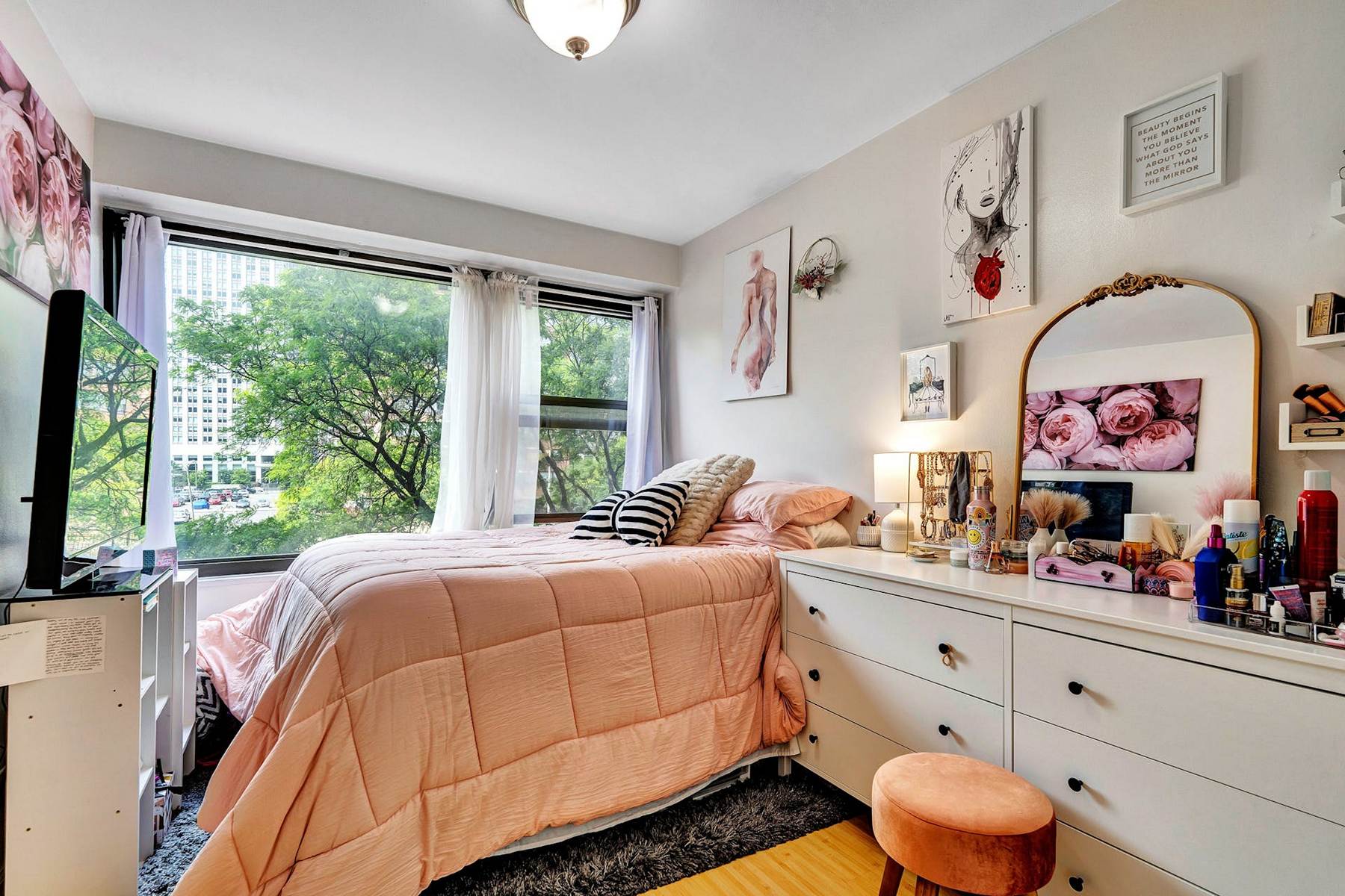 135 Montgomery Street, Unit 3I 