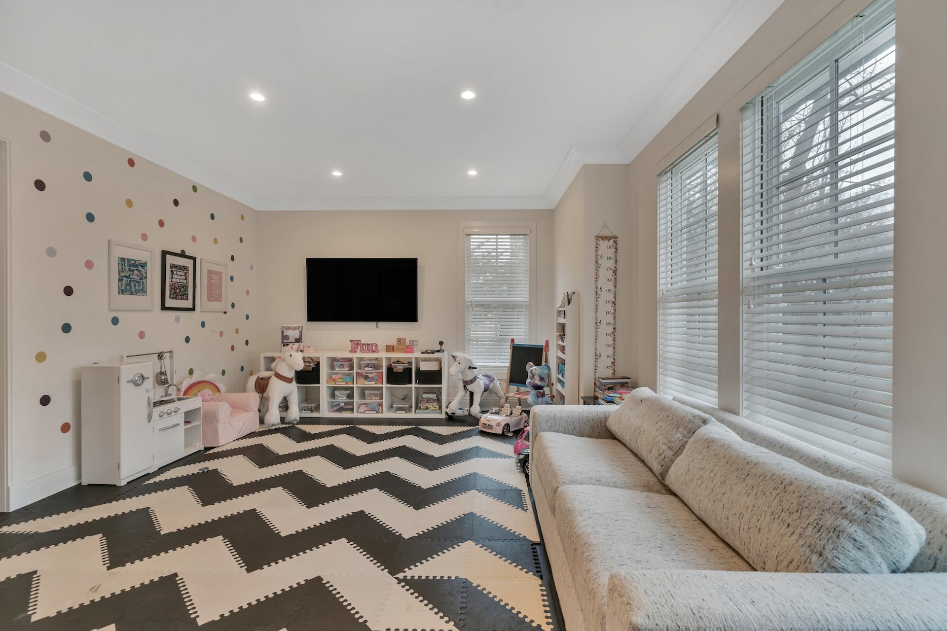 560 Upper Boulevard