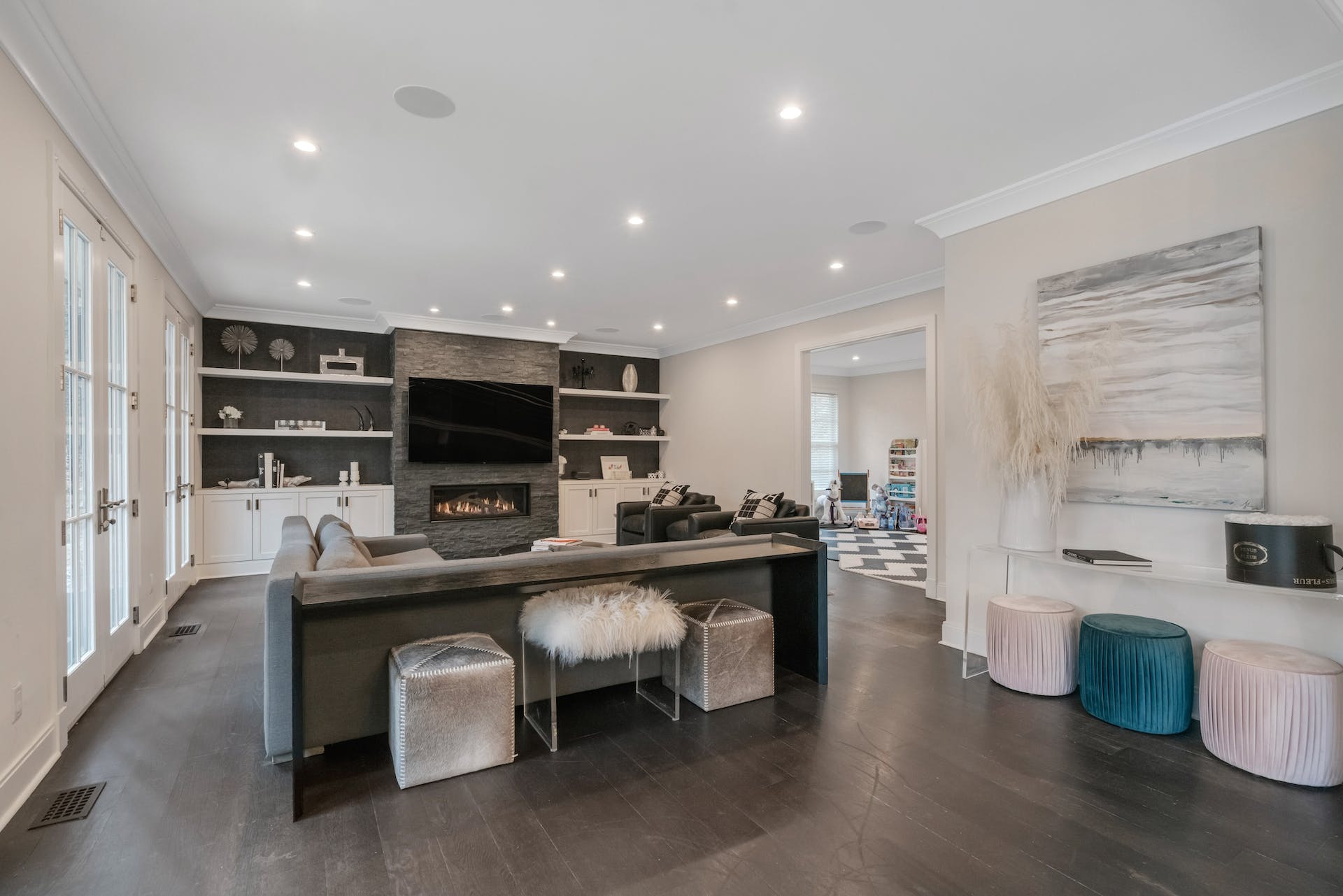 560 Upper Boulevard