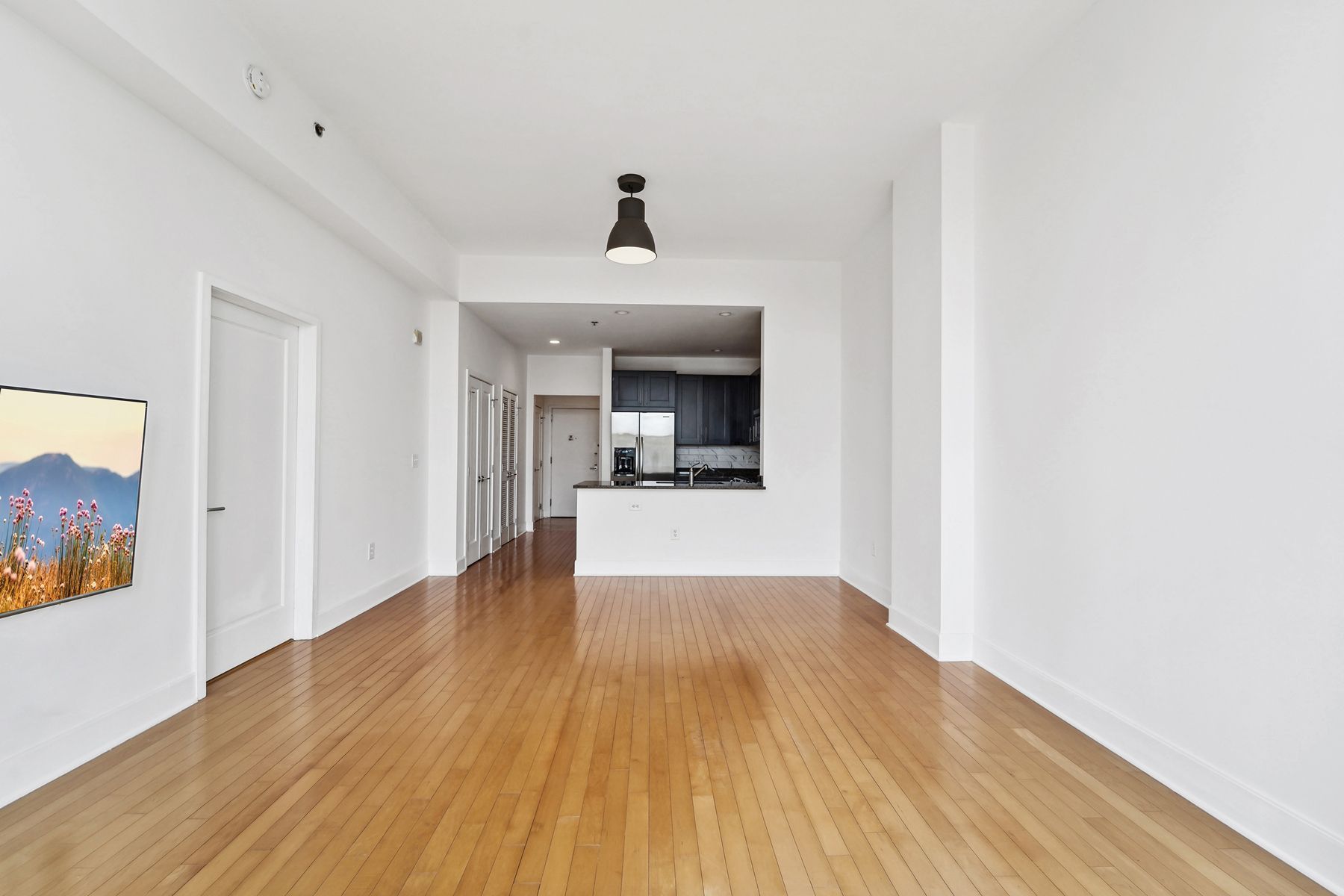 1125 Maxwell Lane, #1221 