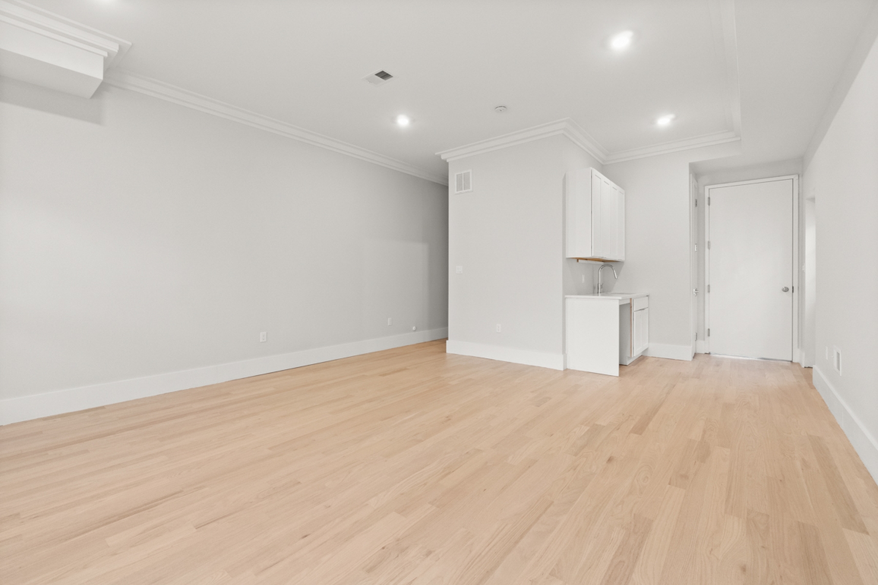 180 Bleecker St Unit# 1