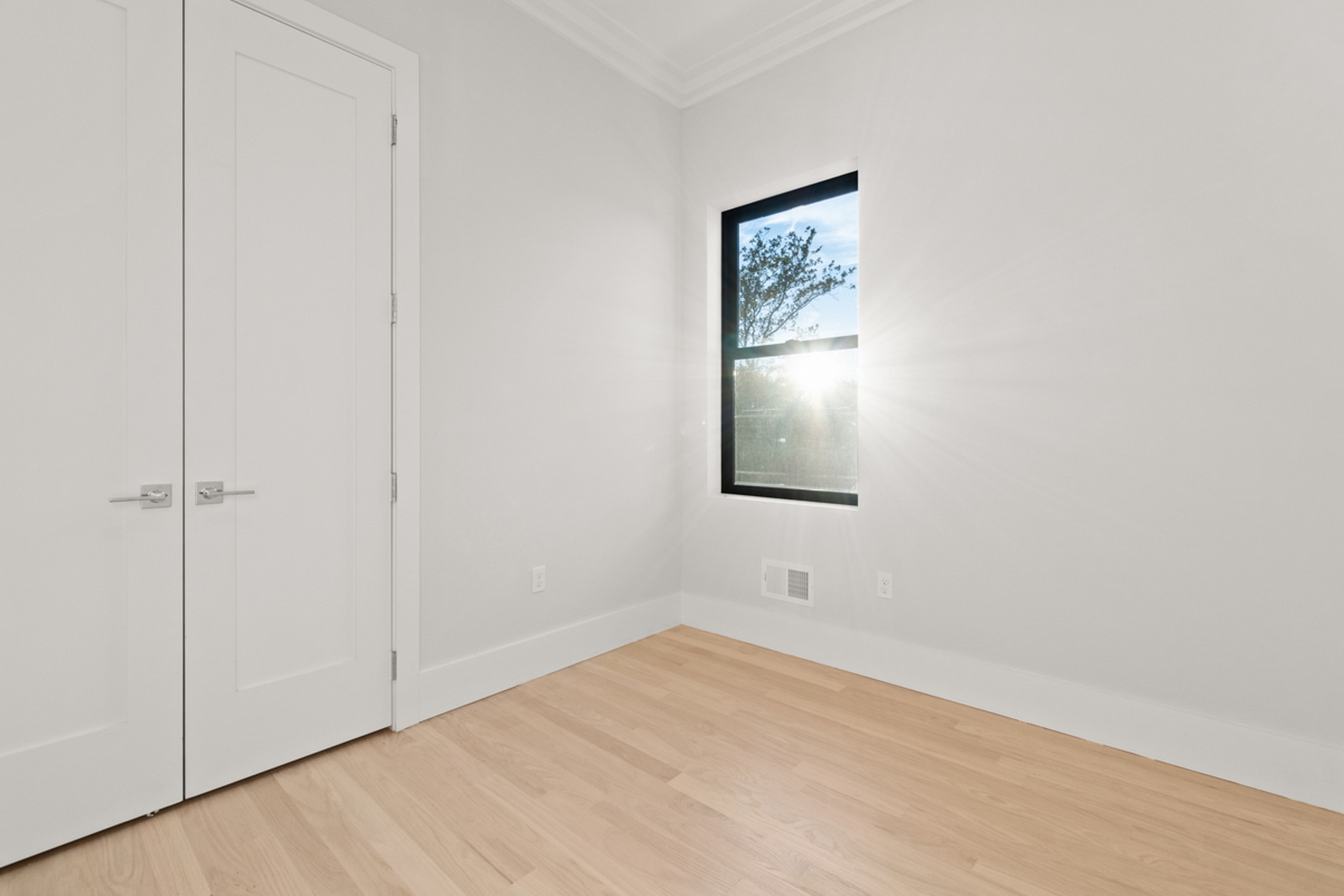 180 Bleecker St Unit# 1