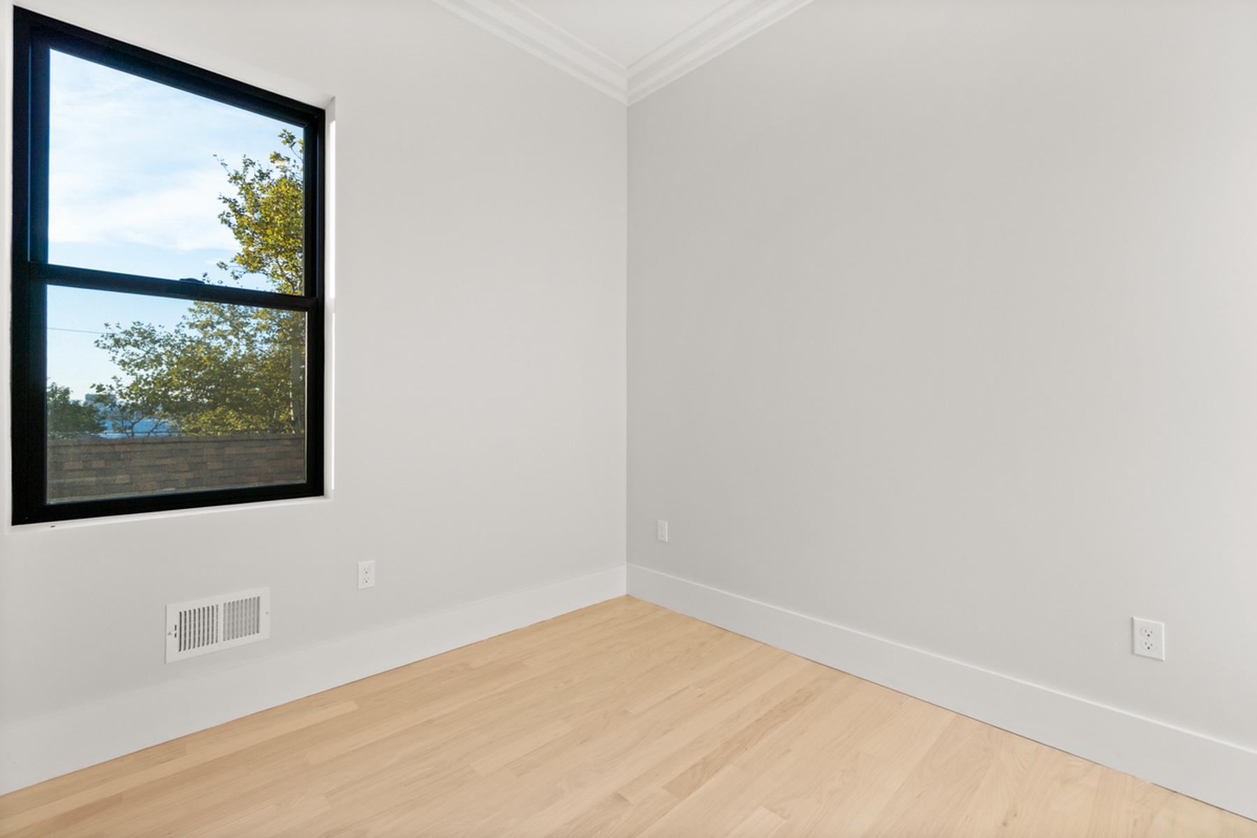 180 Bleecker St Unit# 1