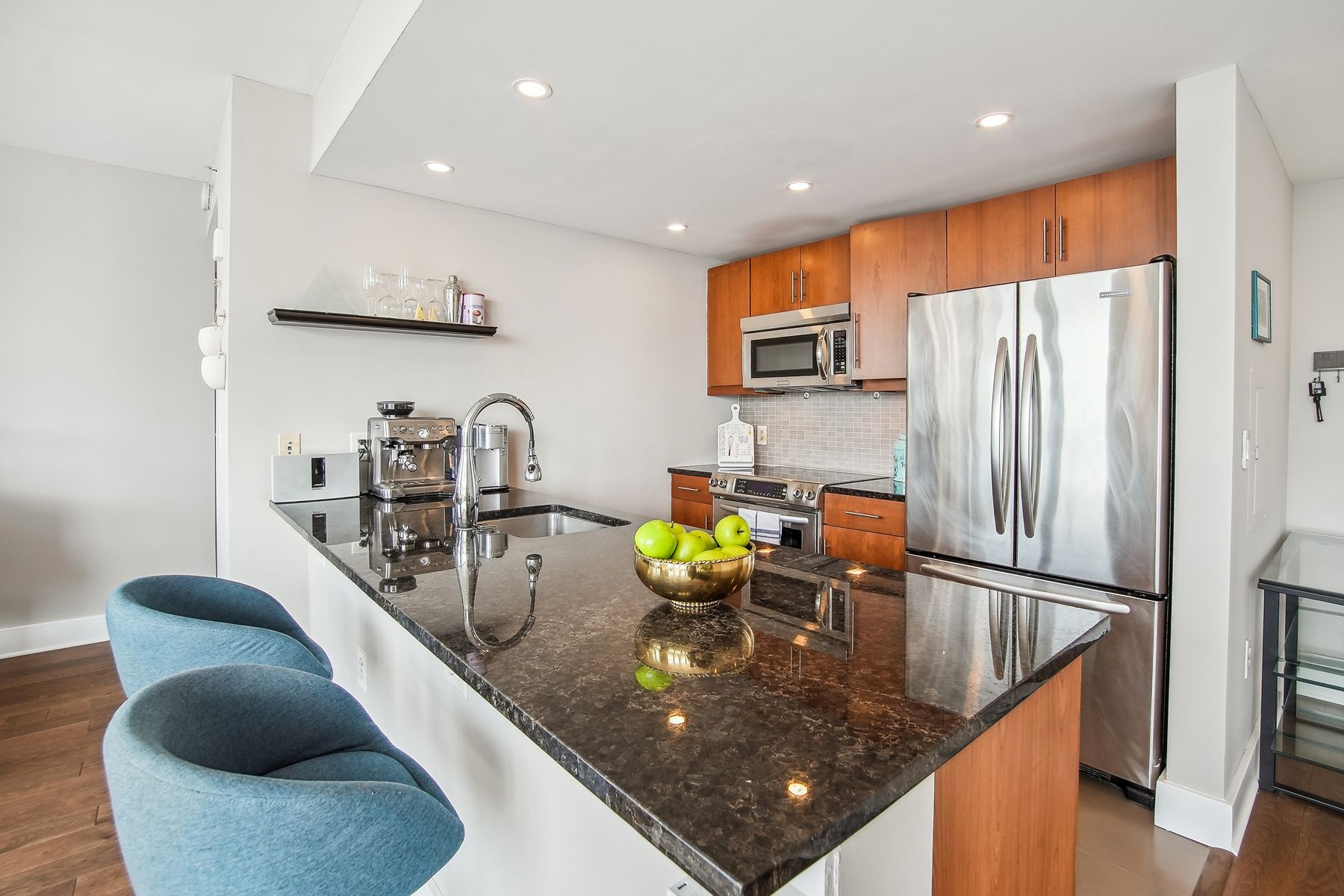 88 Morgan St Unit# 4208