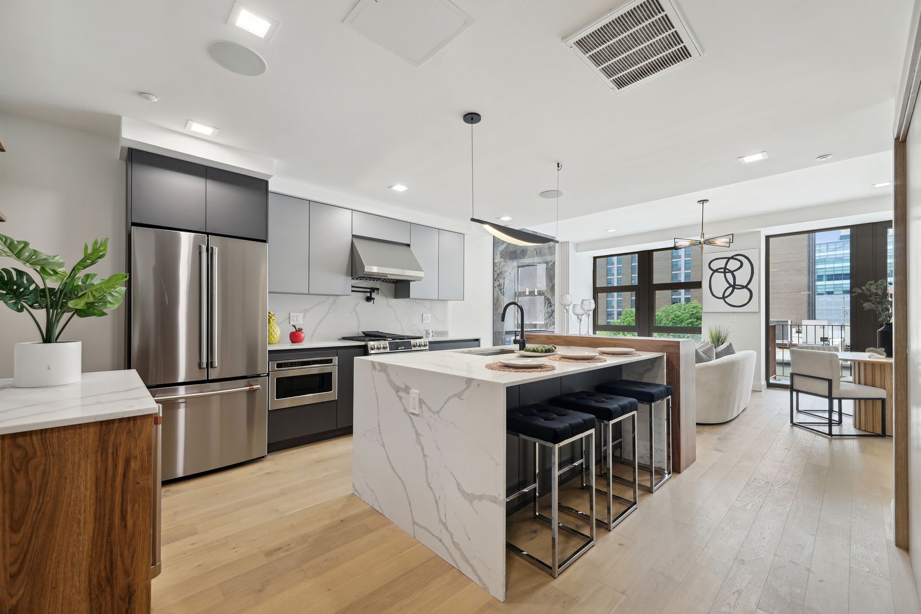 72 York St Unit# 3B