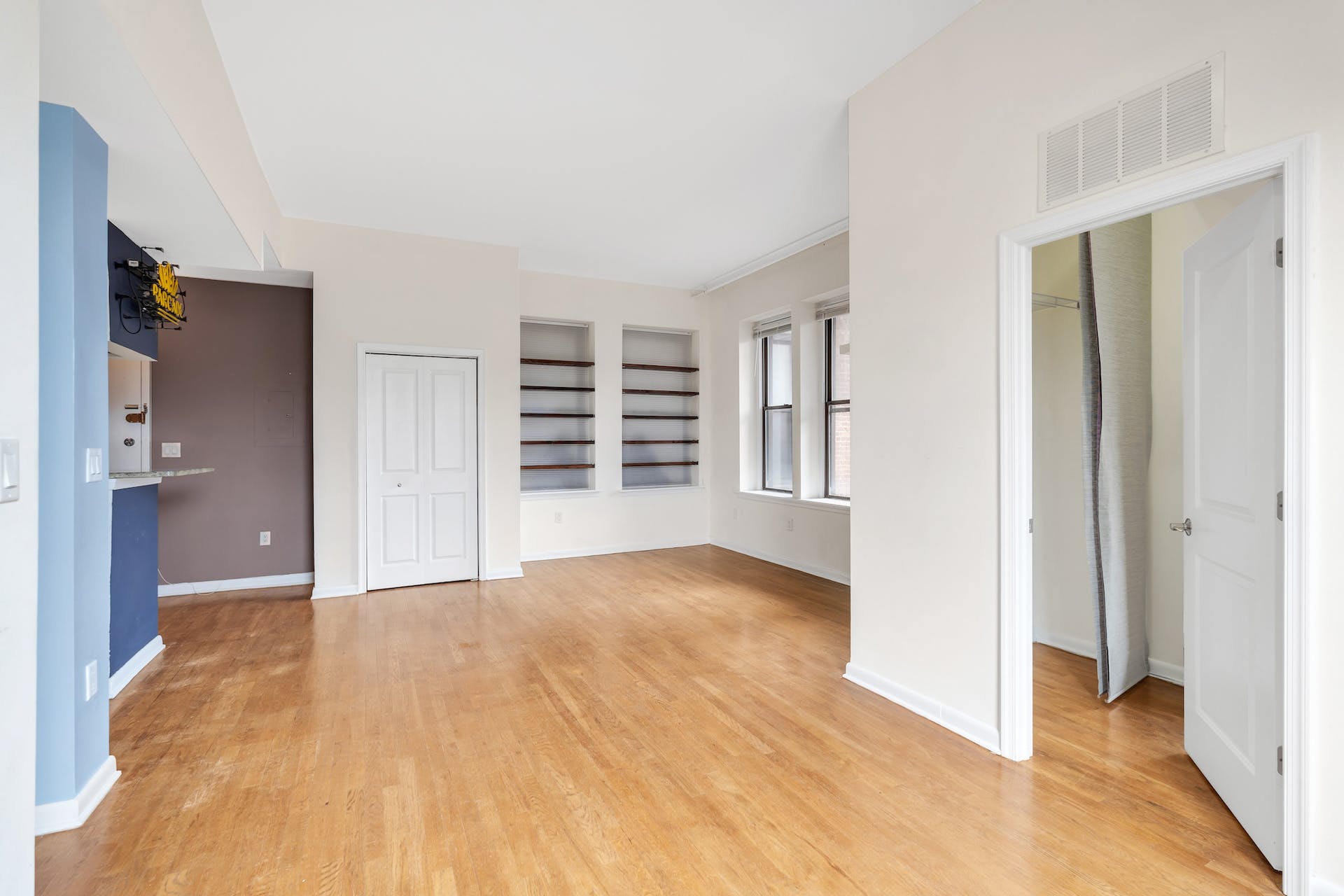 187 Wayne St Unit# 213C