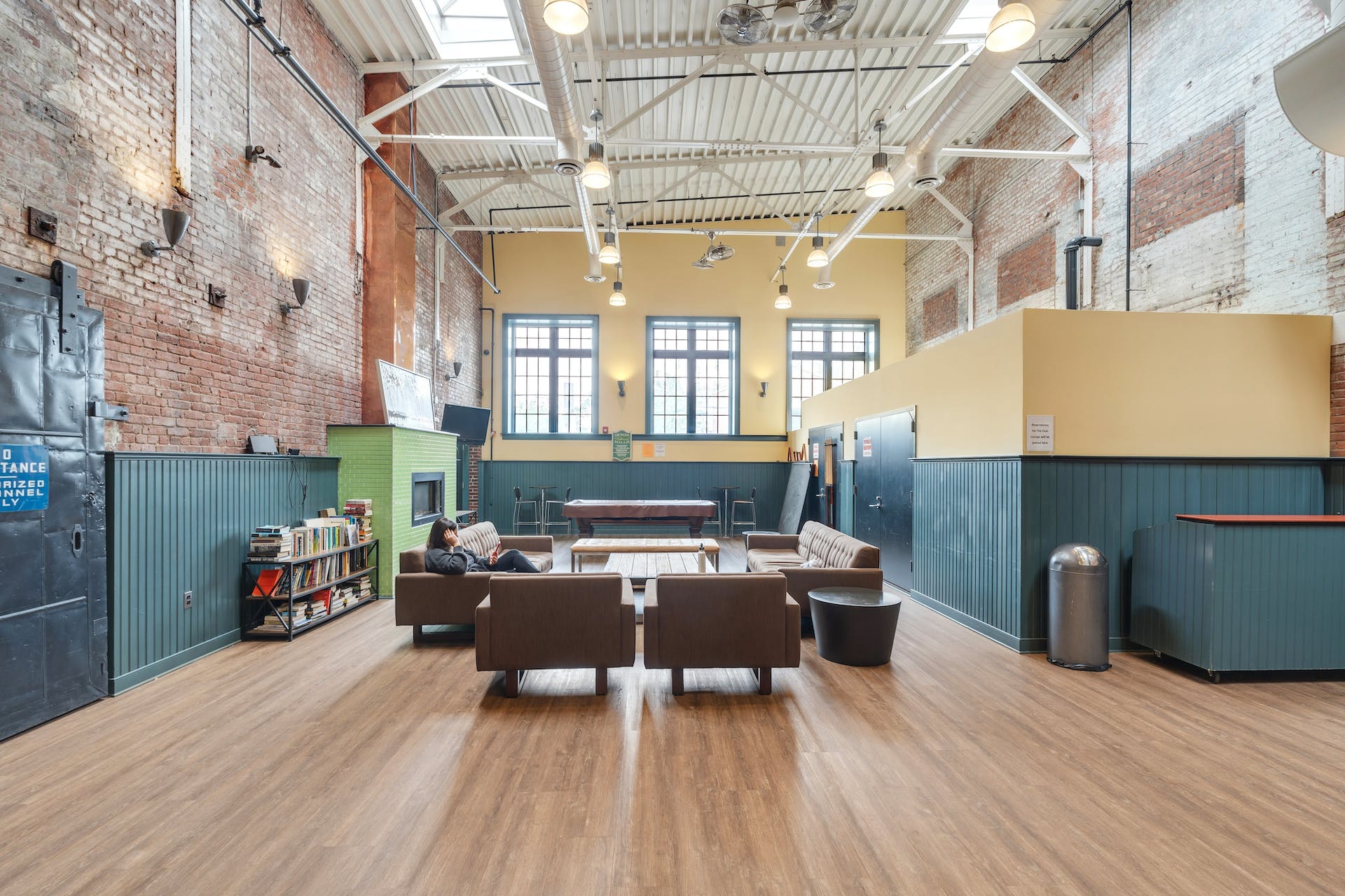 187 Wayne St Unit# 213C