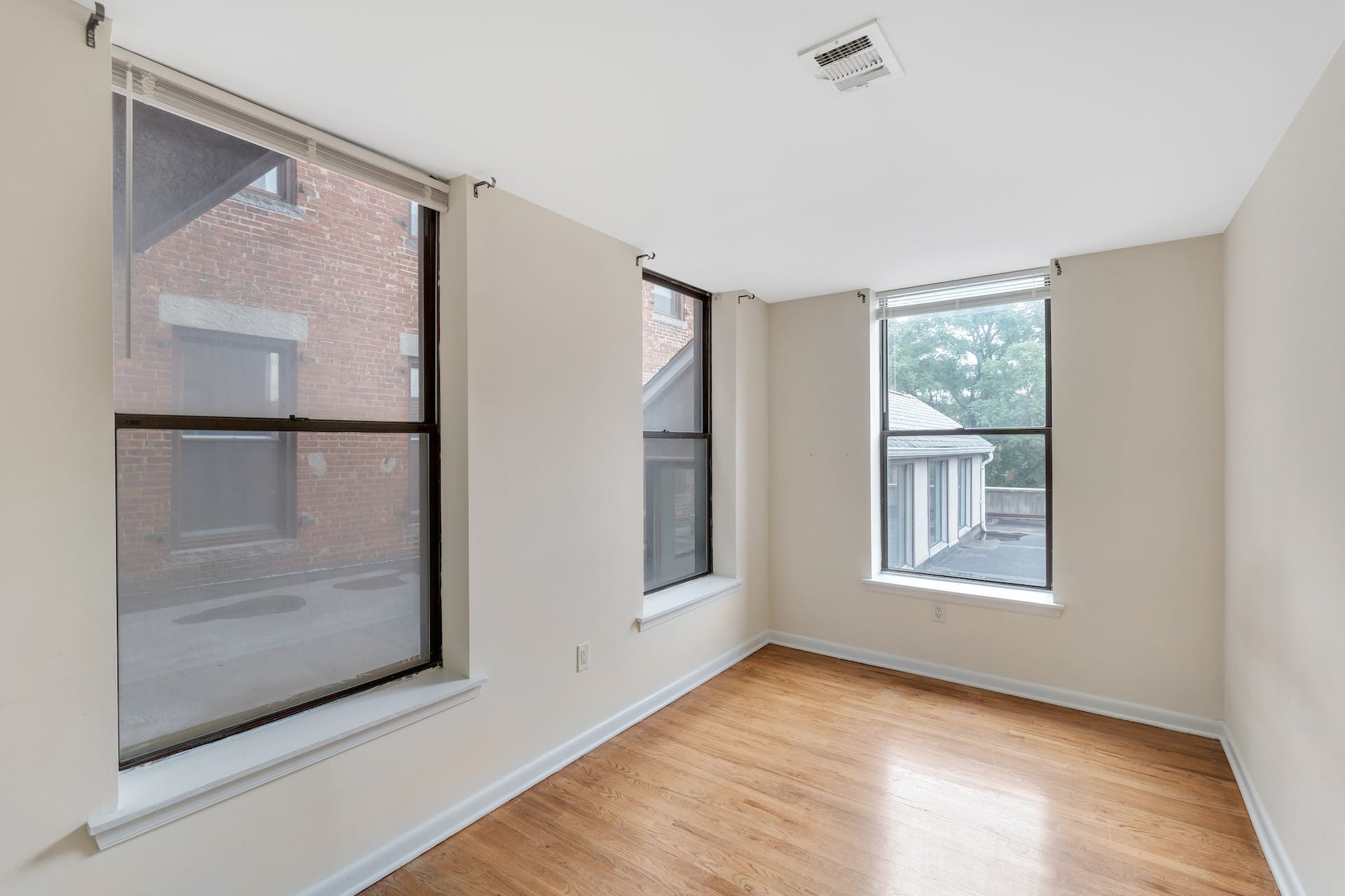 187 Wayne St Unit# 213C