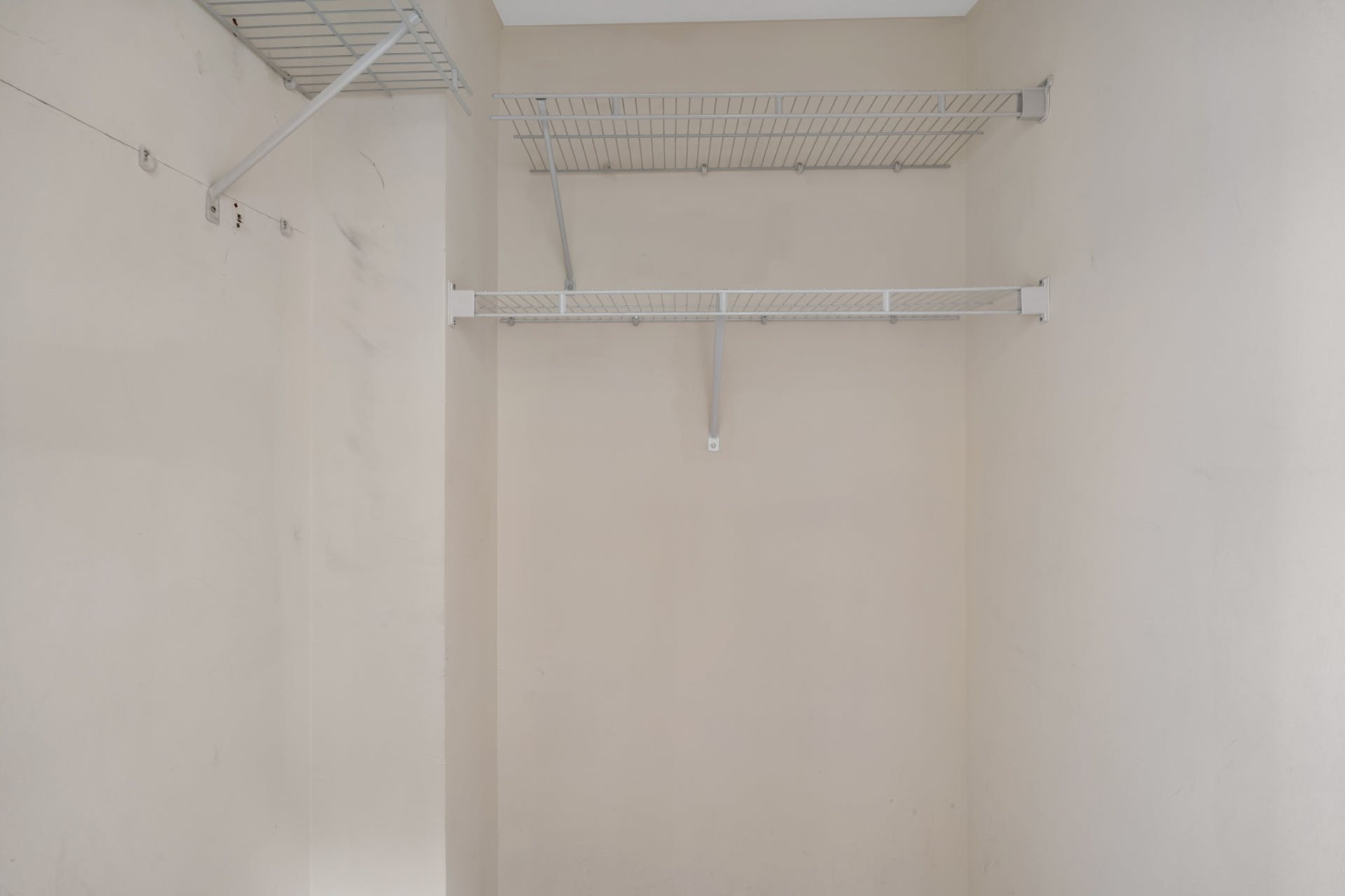 187 Wayne St Unit# 213C