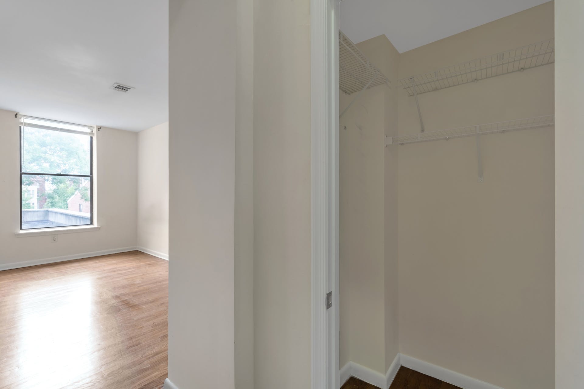 187 Wayne St Unit# 213C