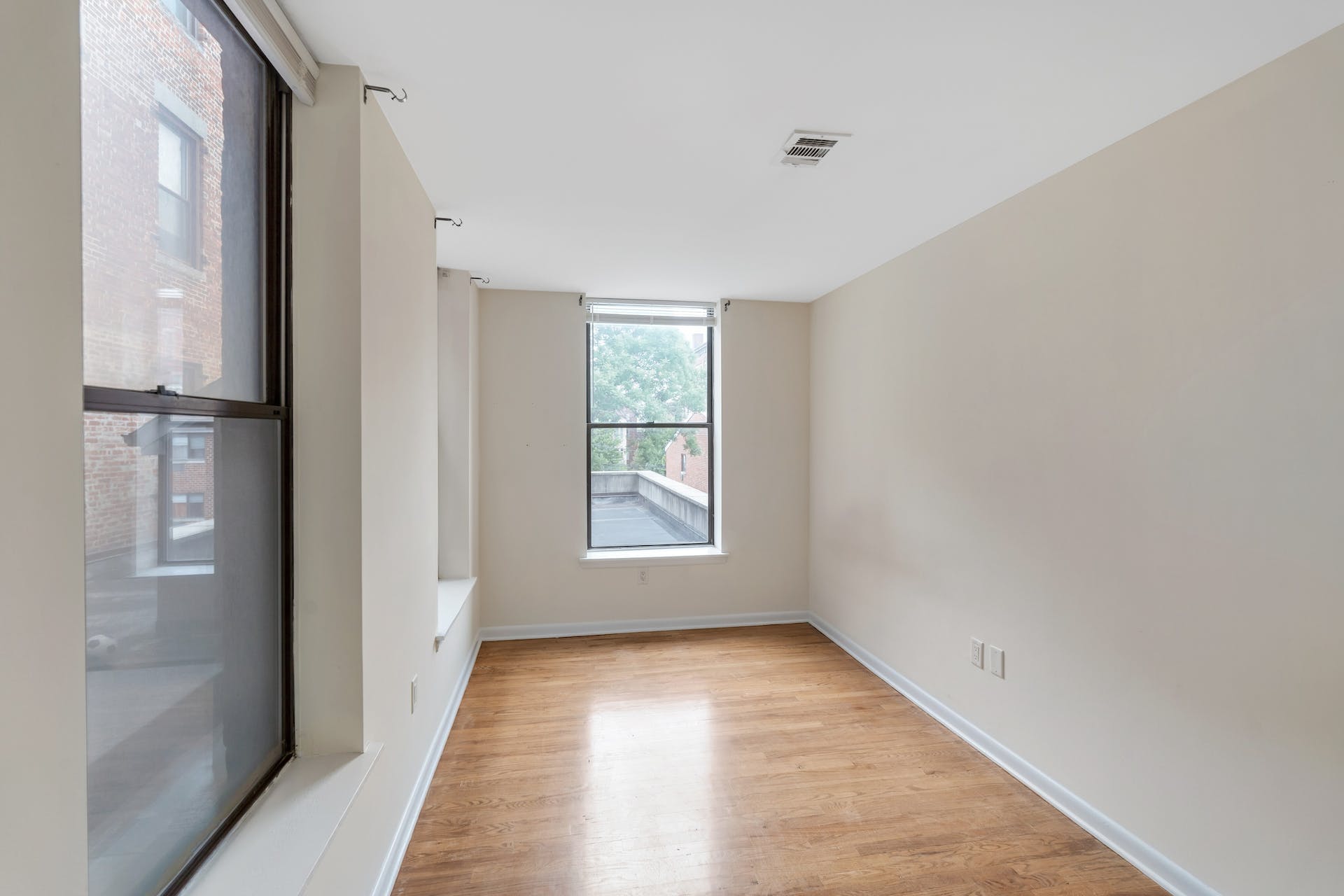 187 Wayne St Unit# 213C