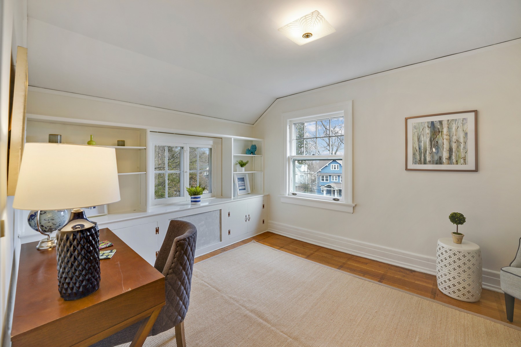 138 N. Mountain Avenue