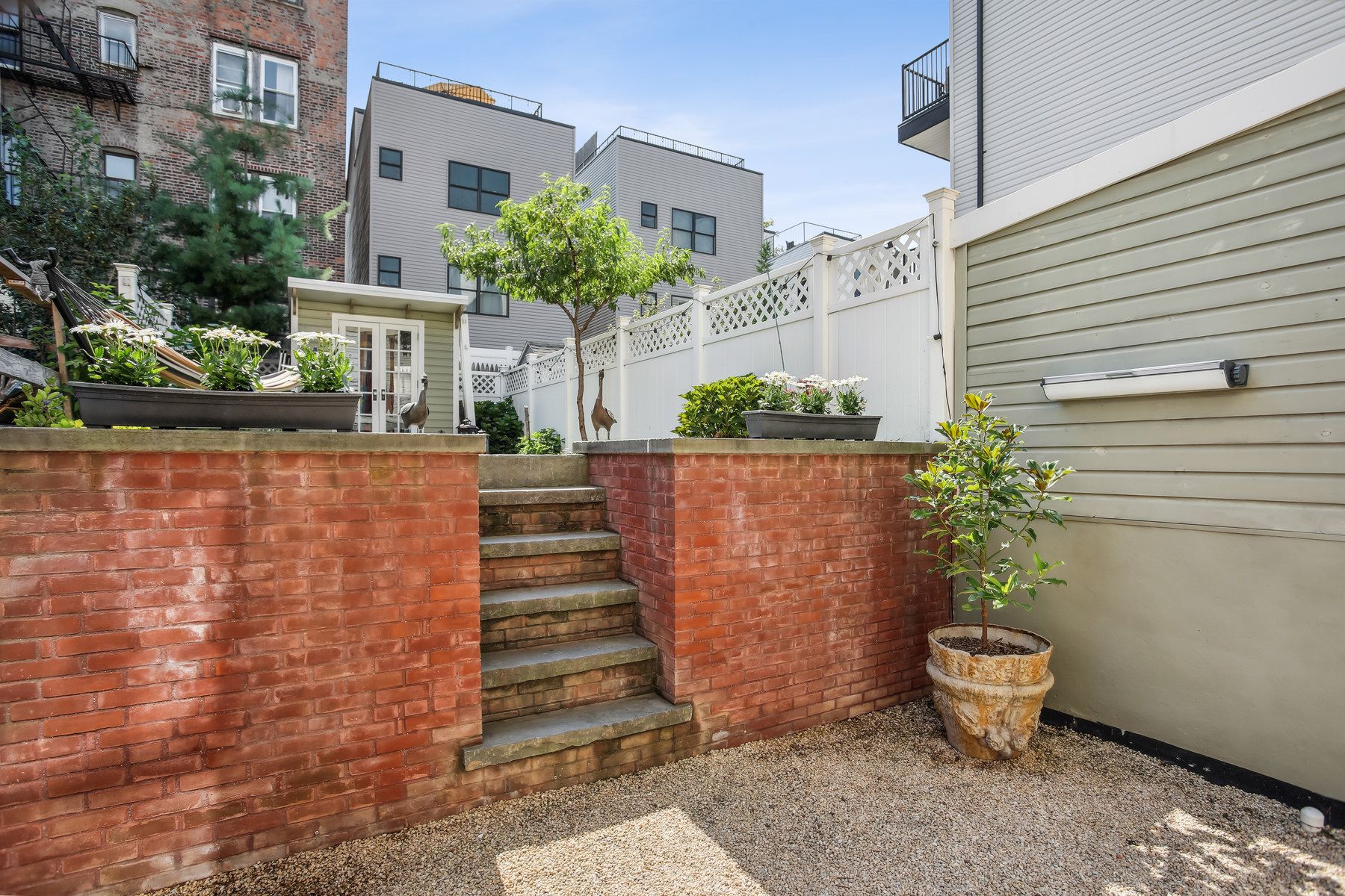 73 Booraem Ave
