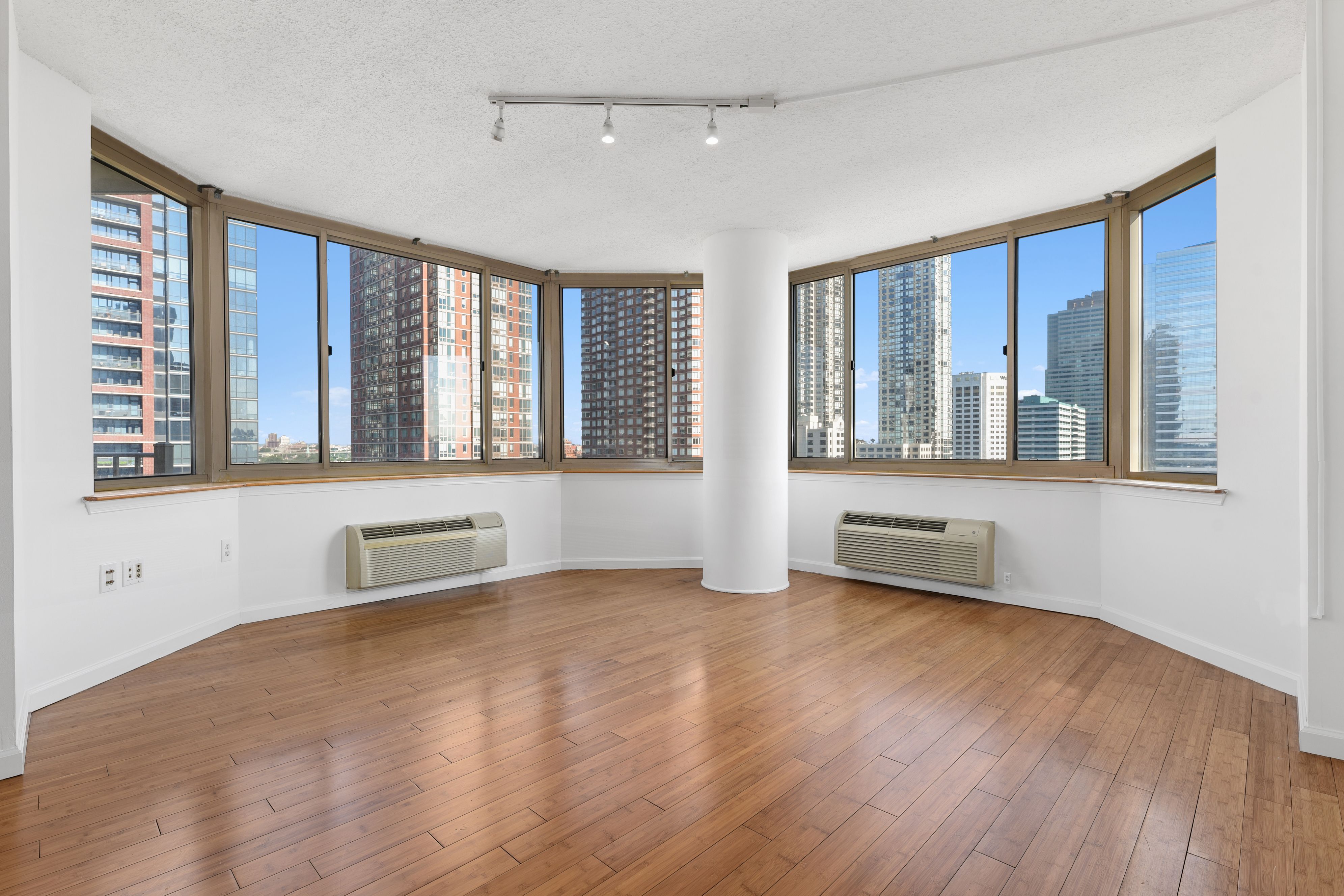 1 2nd St Unit# 1202