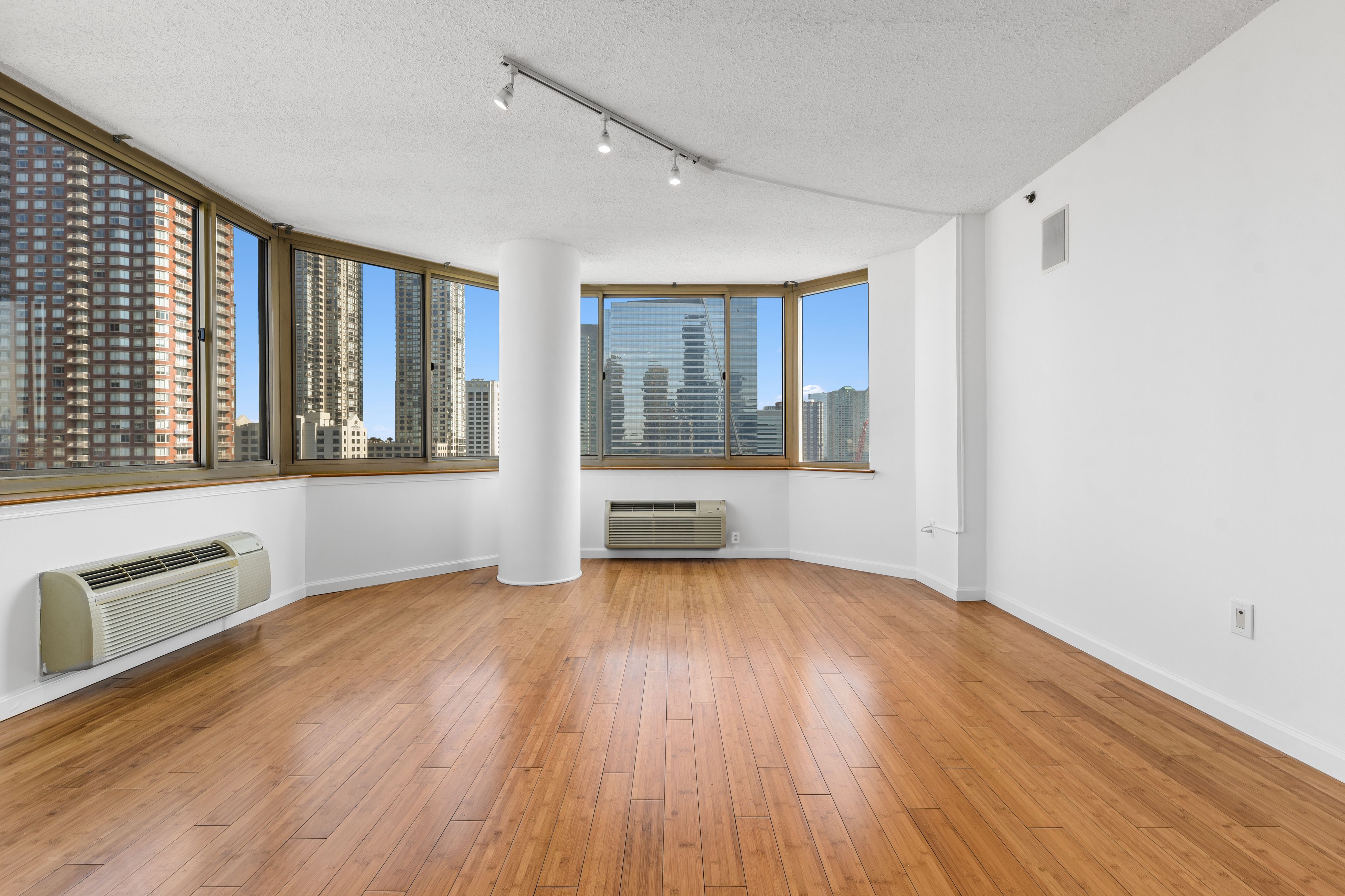 1 2nd St Unit# 1202