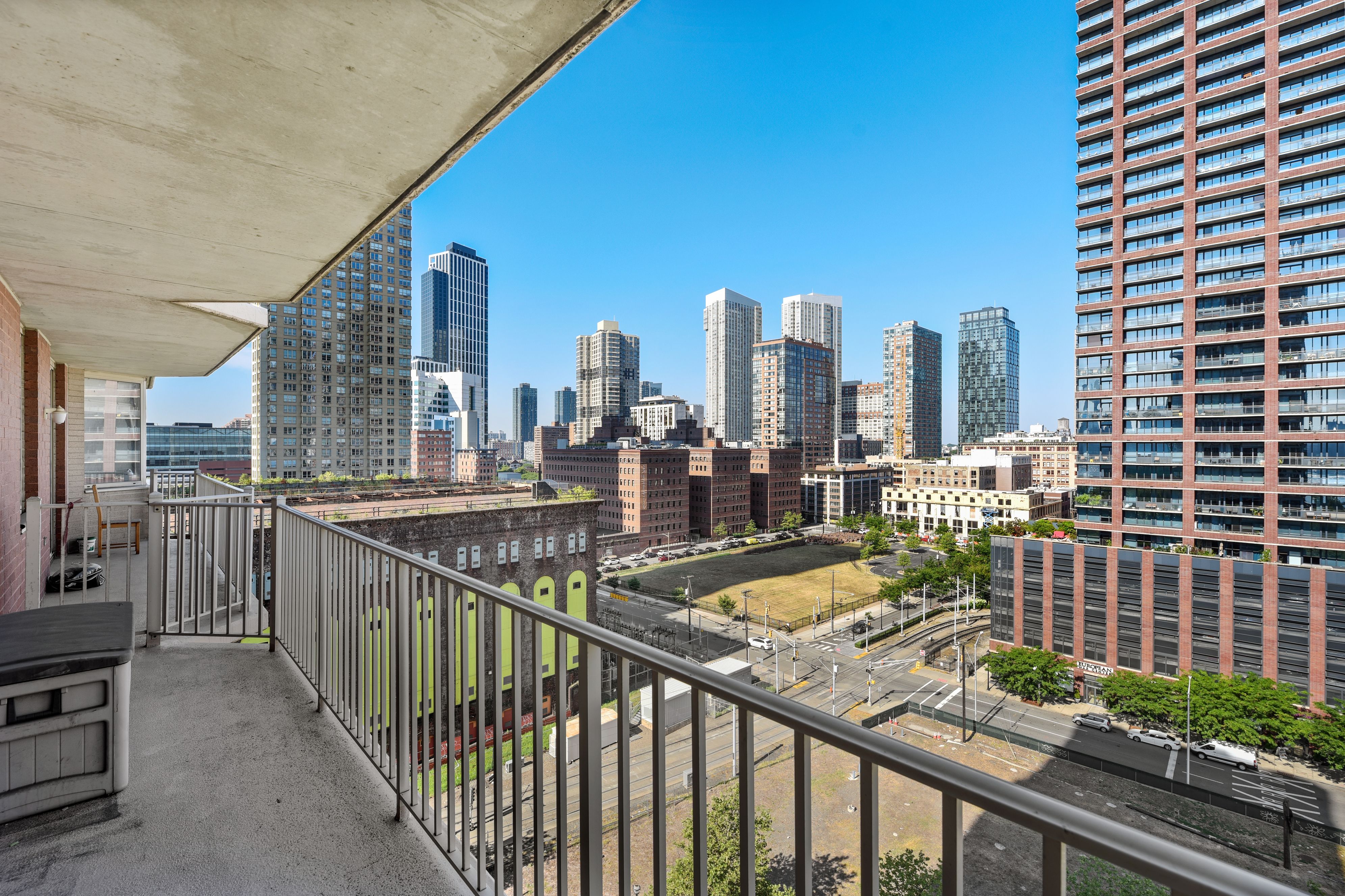 1 2nd St Unit# 1202