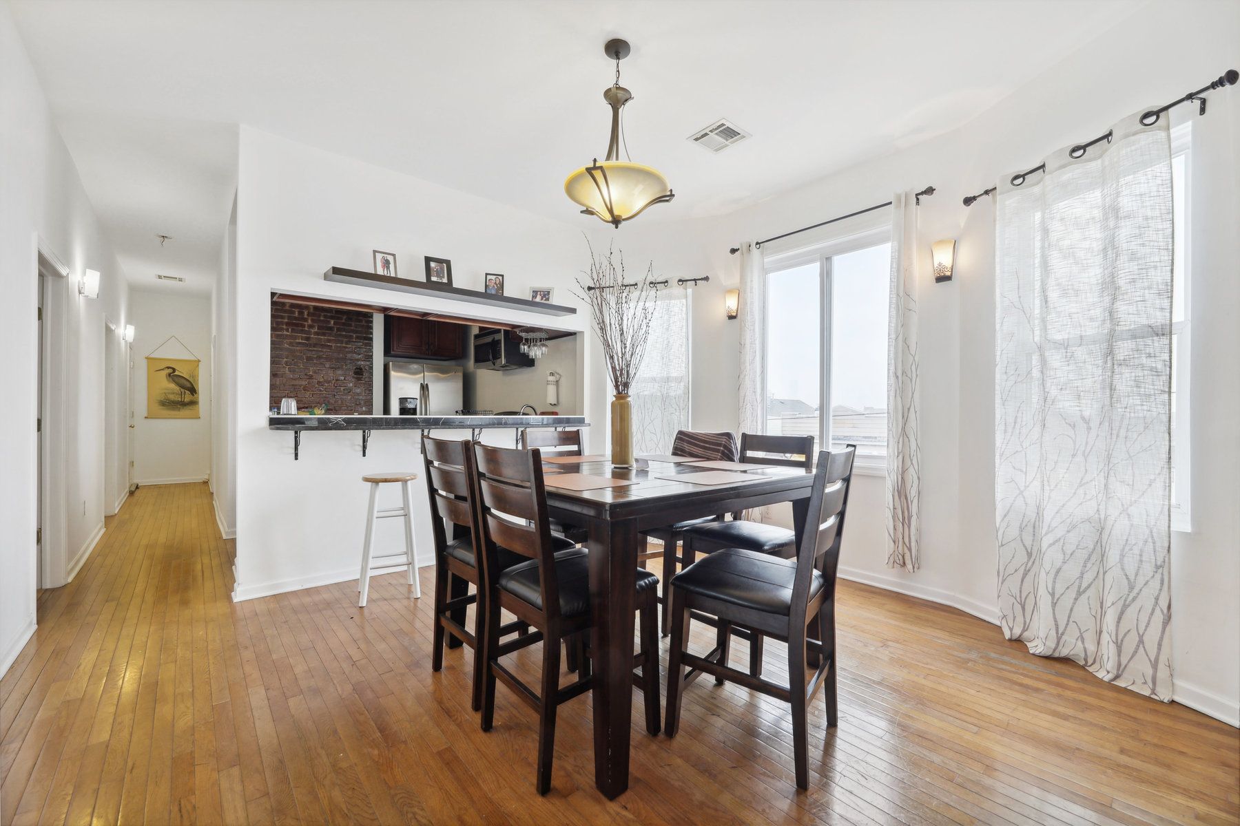 130 Carteret Ave 