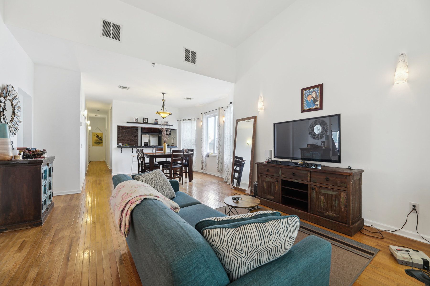 130 Carteret Ave 