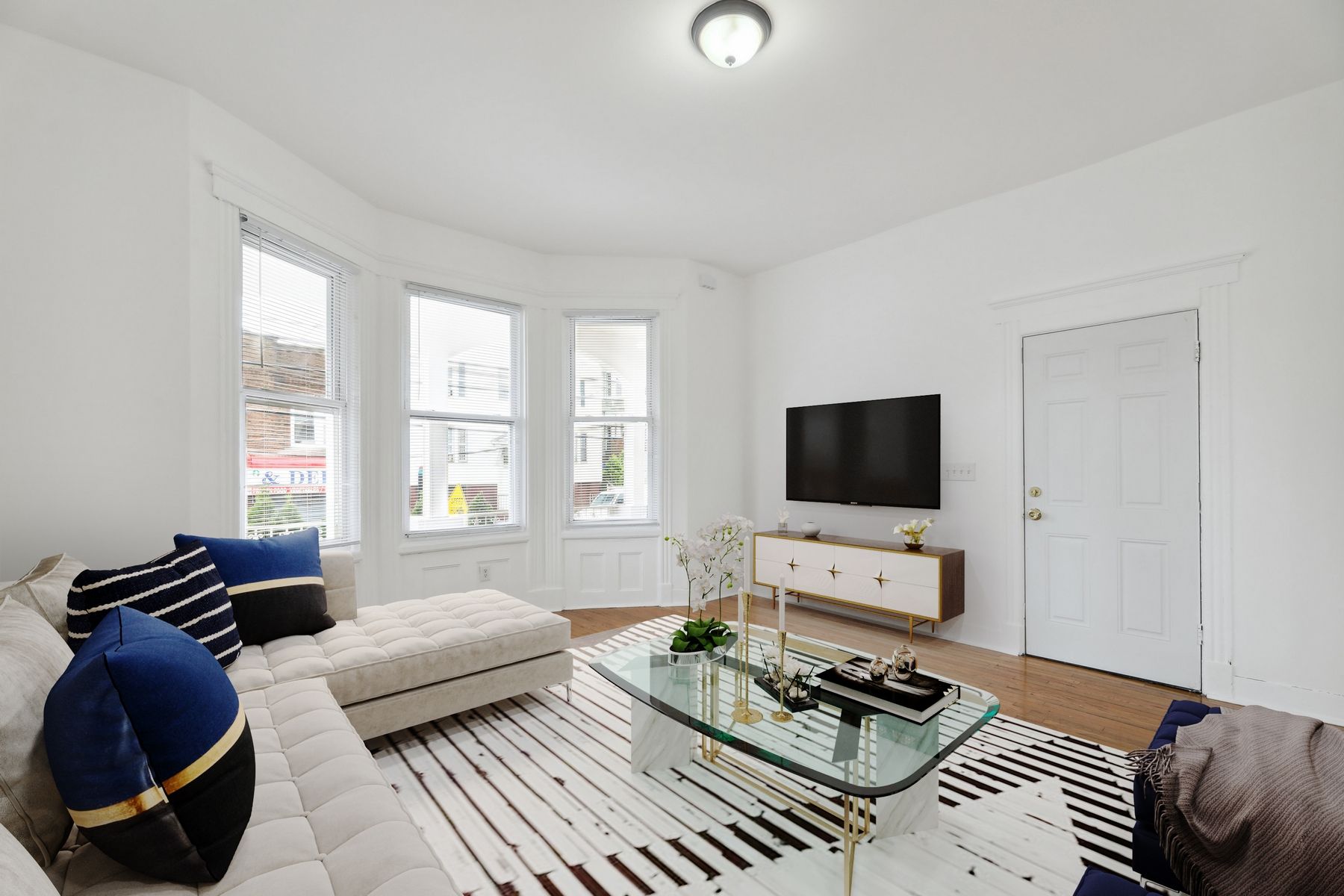 130 Carteret Ave 