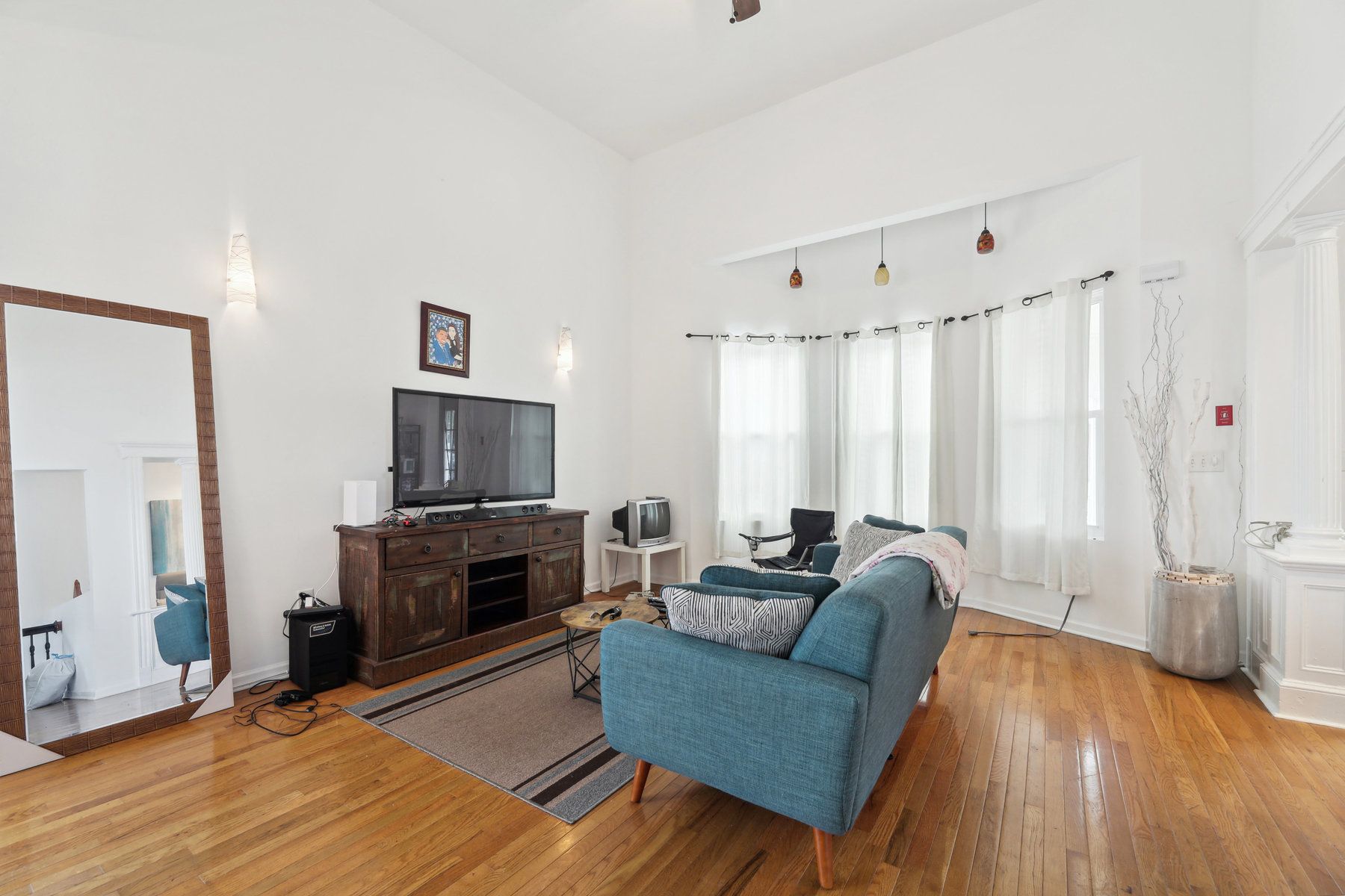 130 Carteret Ave 