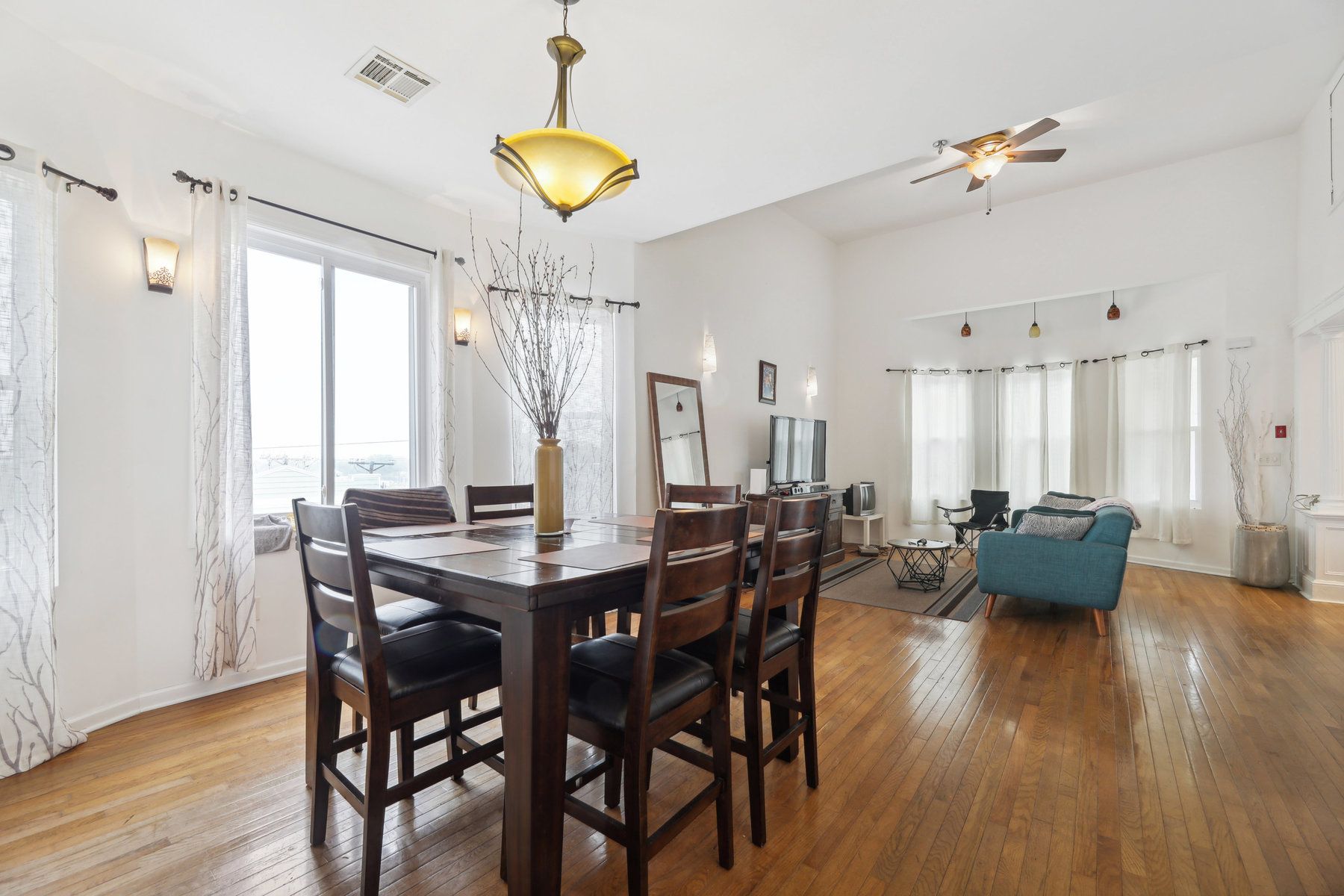 130 Carteret Ave 