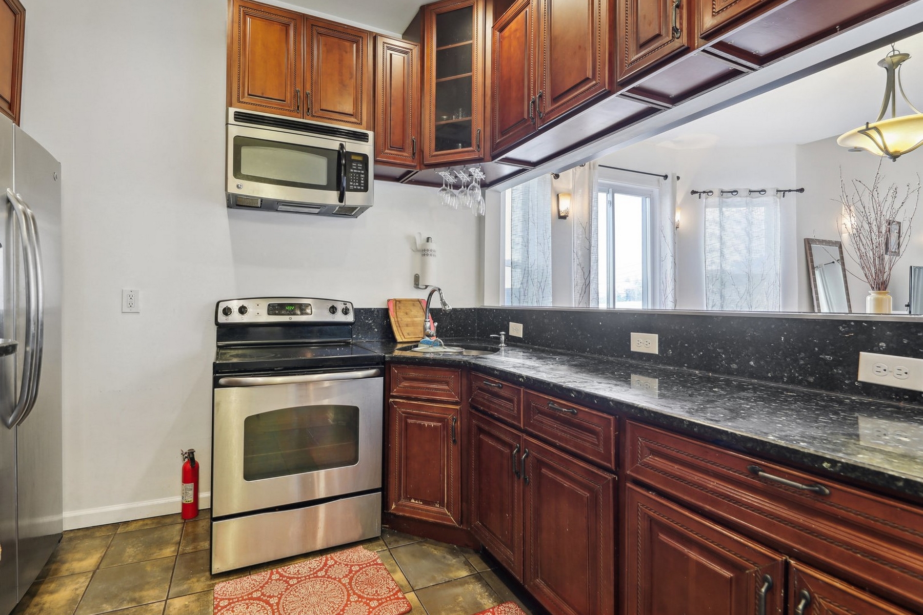 130 Carteret Ave 