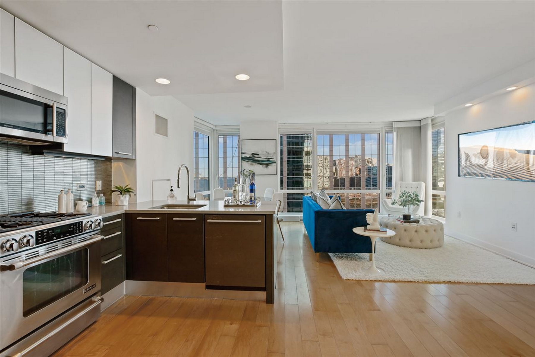 2 2nd St Unit# 1506