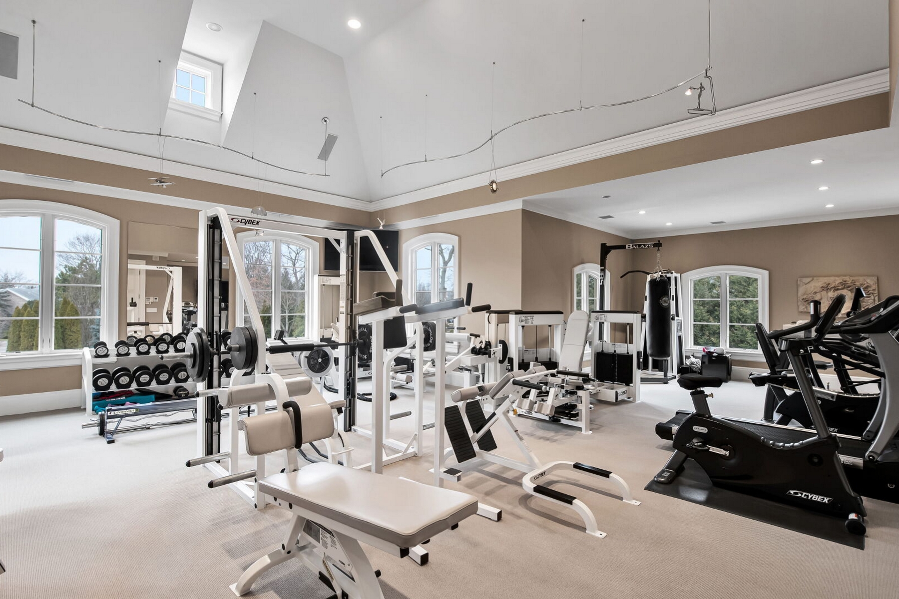 4 Stone Tower Dr