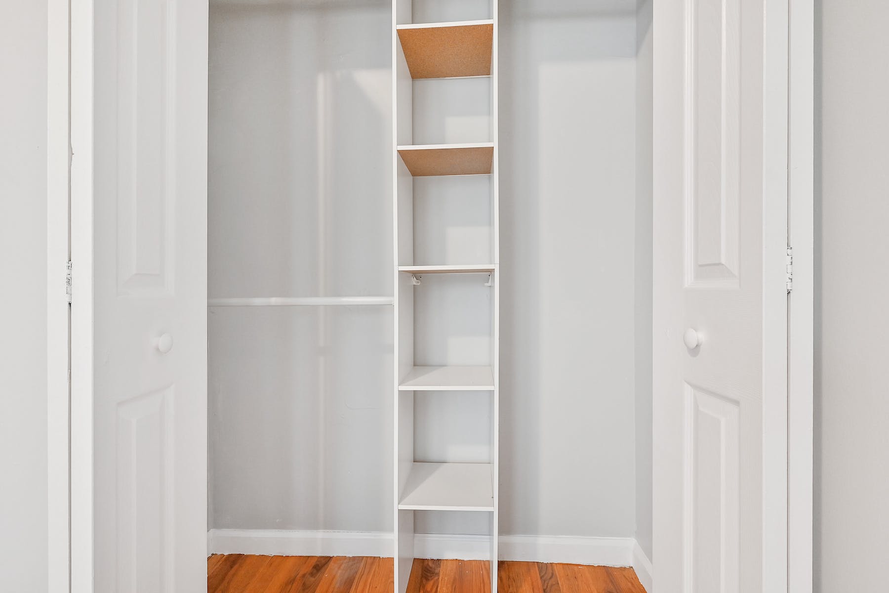 106 1/2 Lafayette Street 