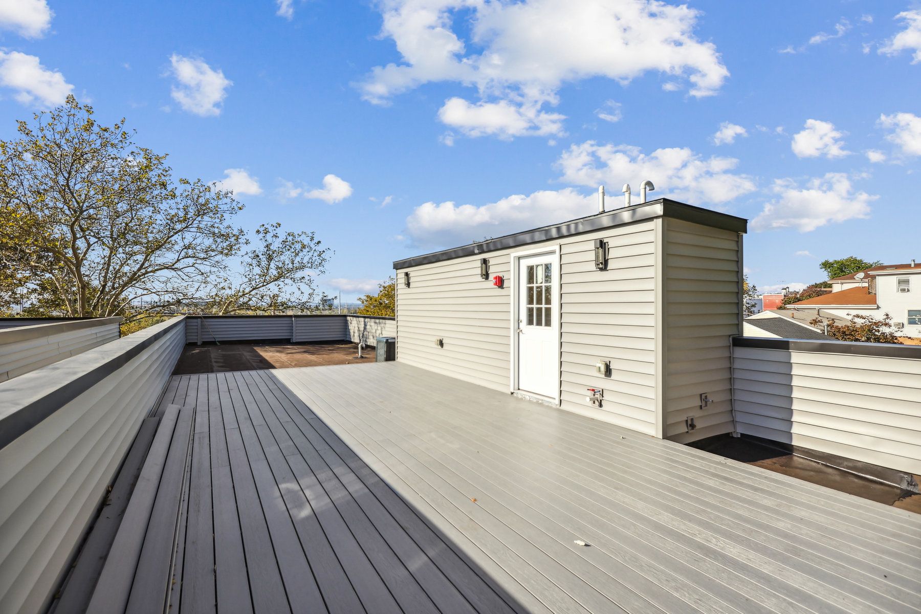 32 Terrace Ave Unit# 2