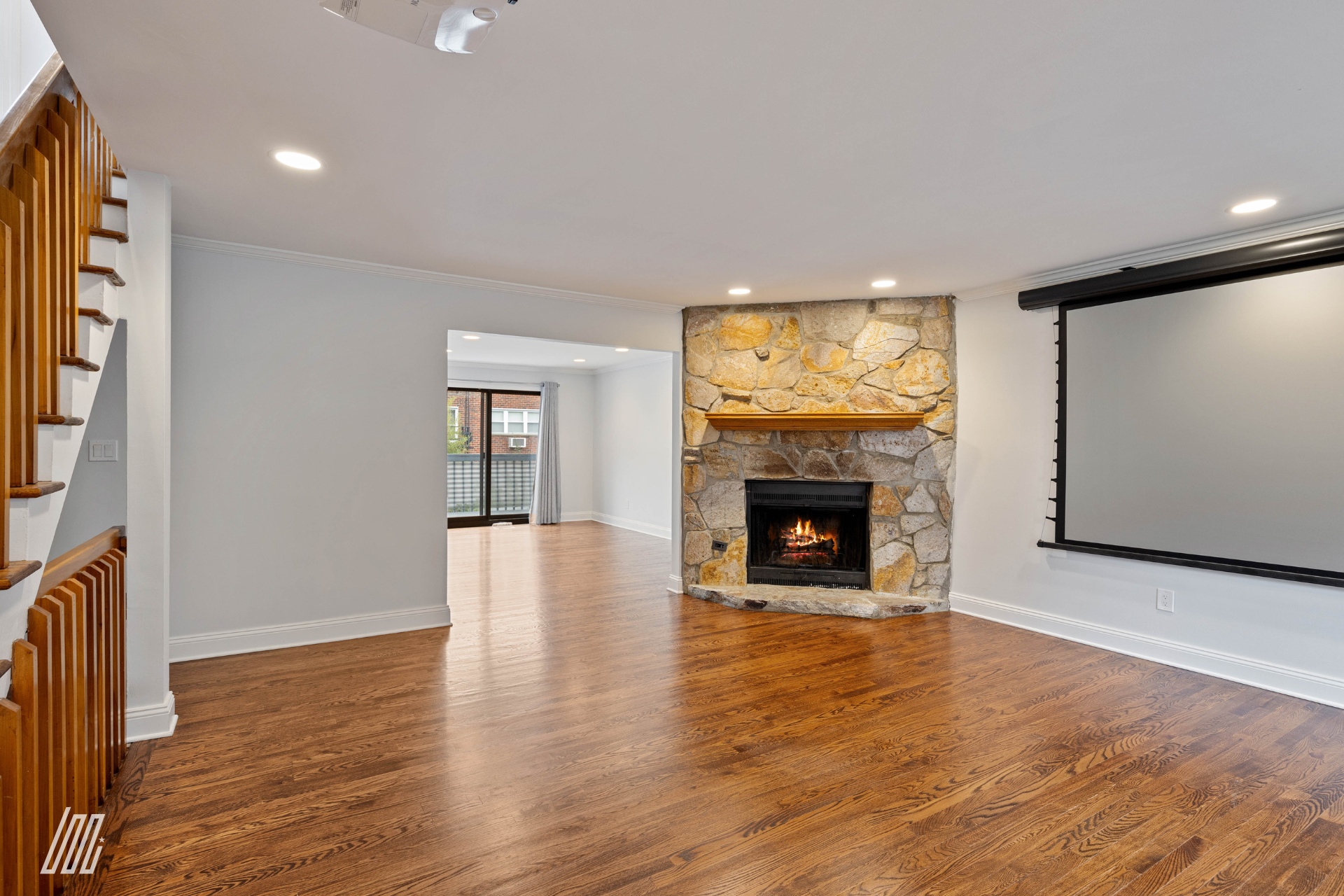 1529 John Street