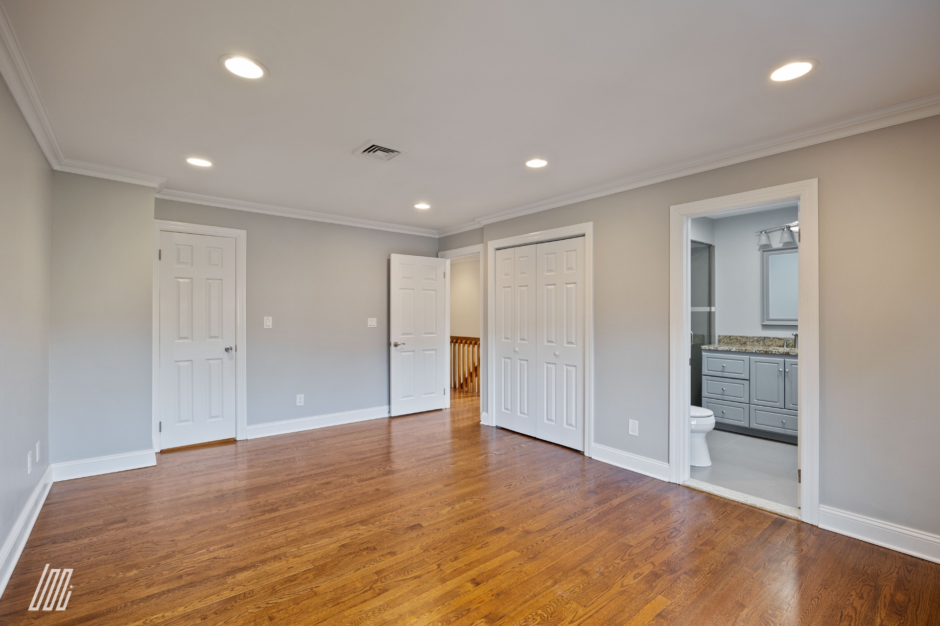 1529 John Street