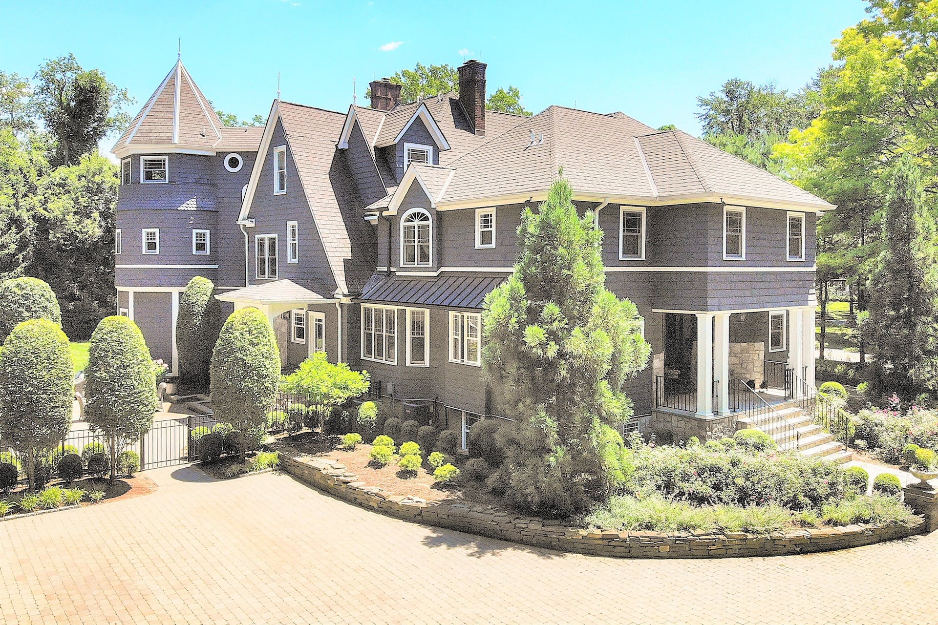 391 Haworth Avenue 