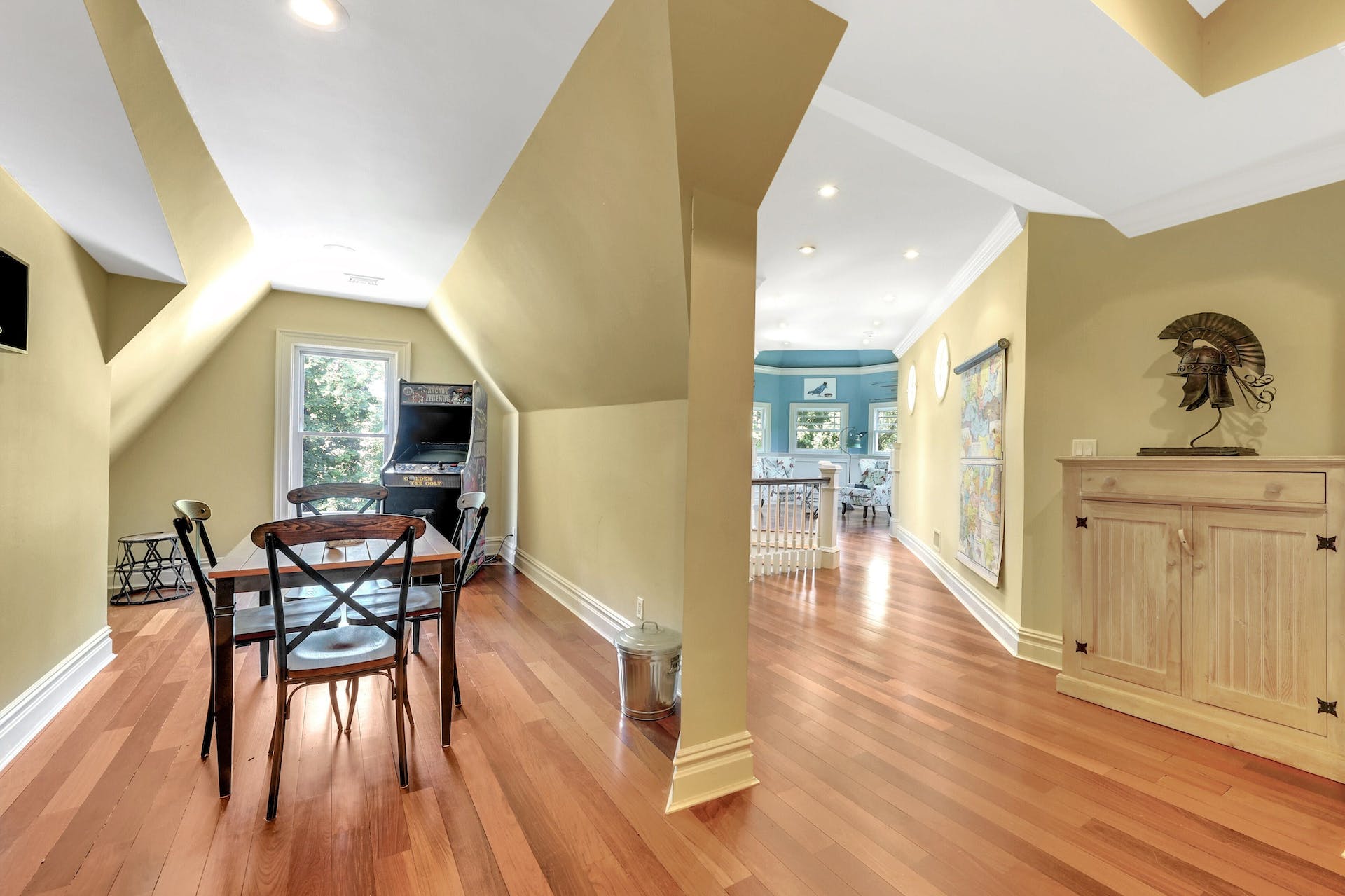 391 Haworth Avenue 