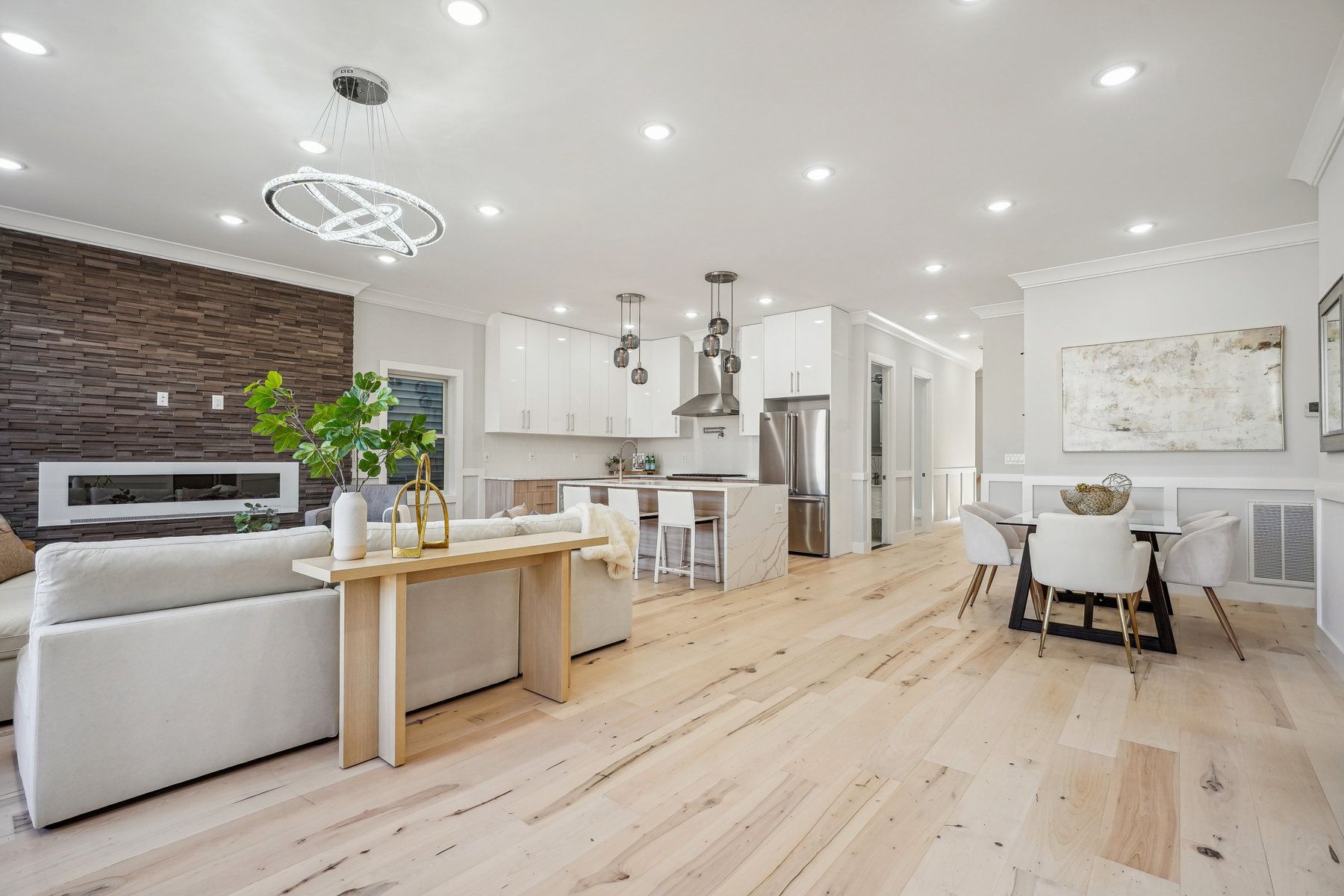 20 Corbin Ave Unit# 1