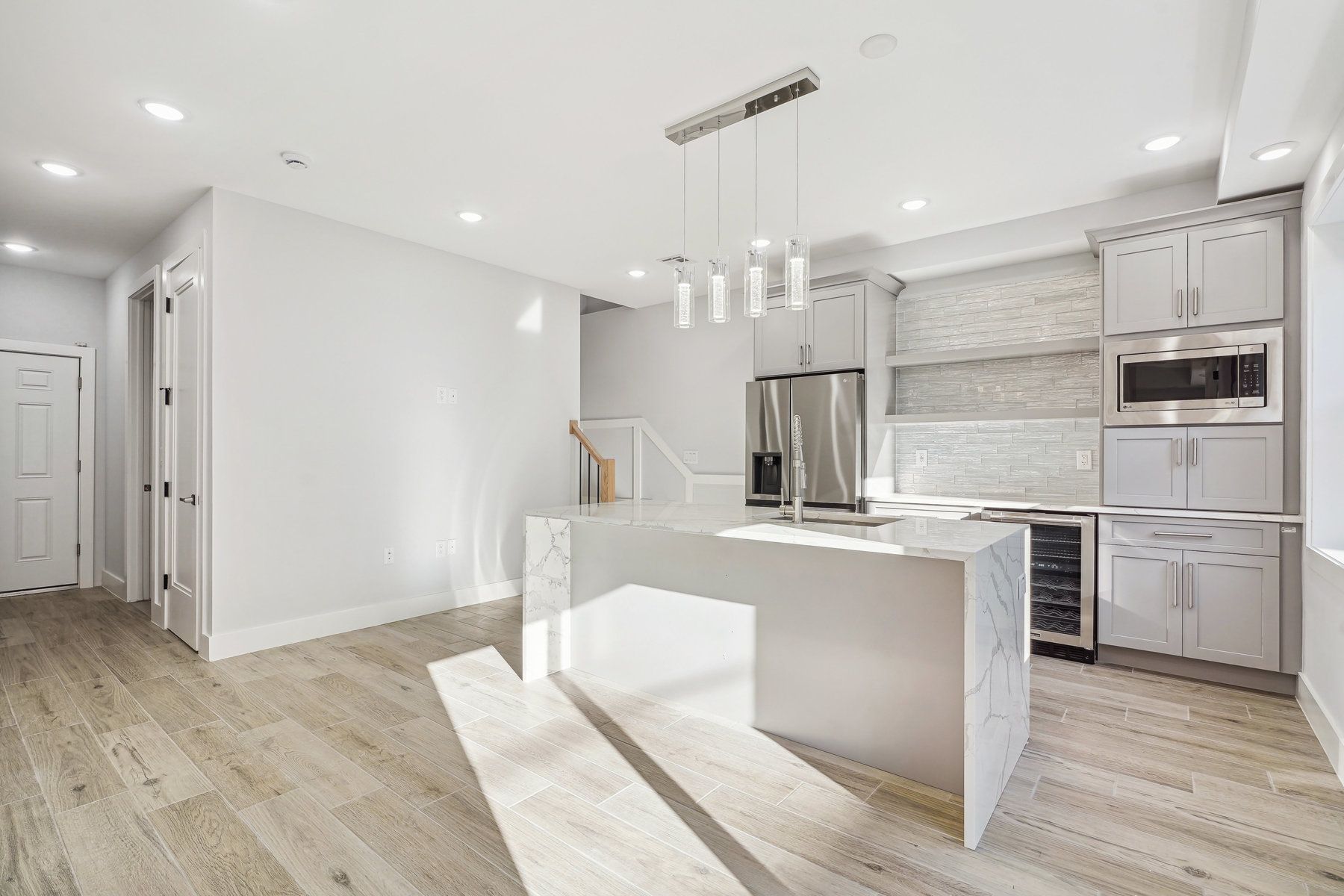 20 Corbin Ave Unit# 1