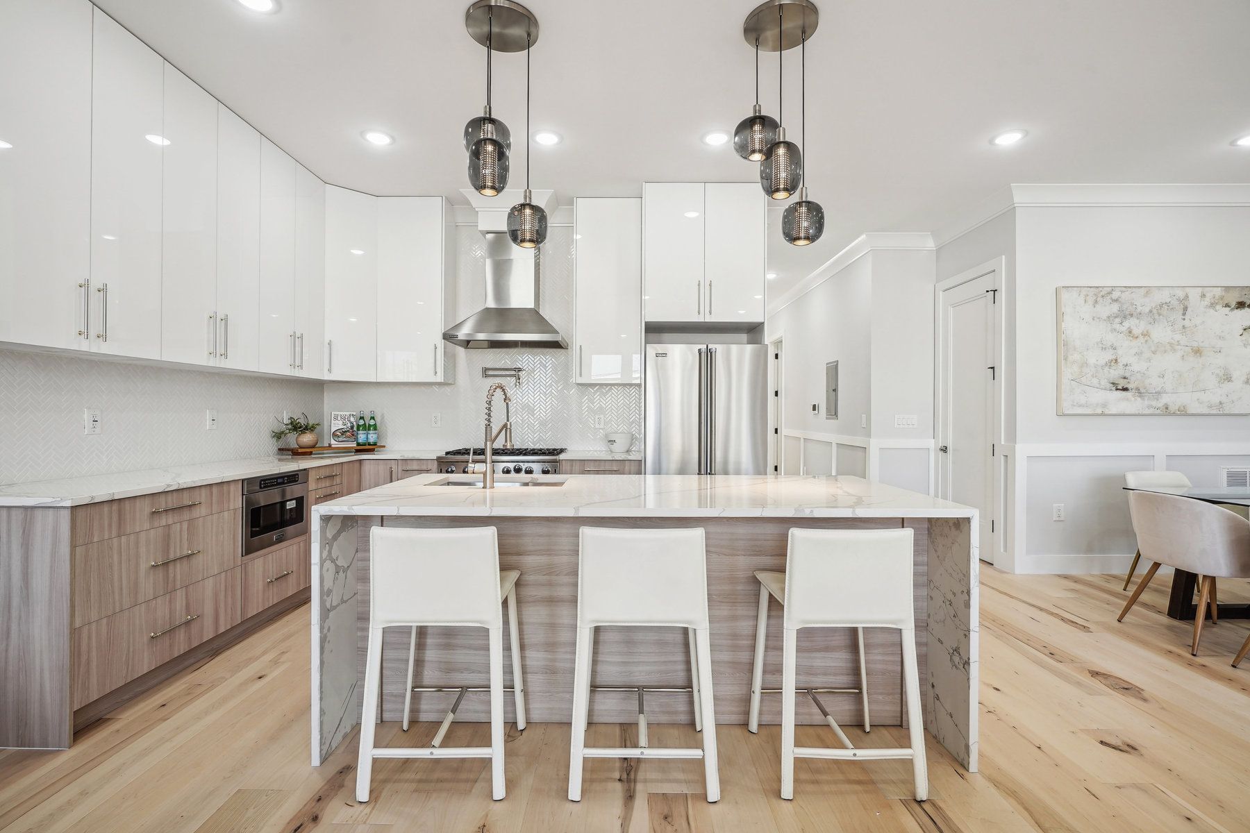 20 Corbin Ave Unit# 1