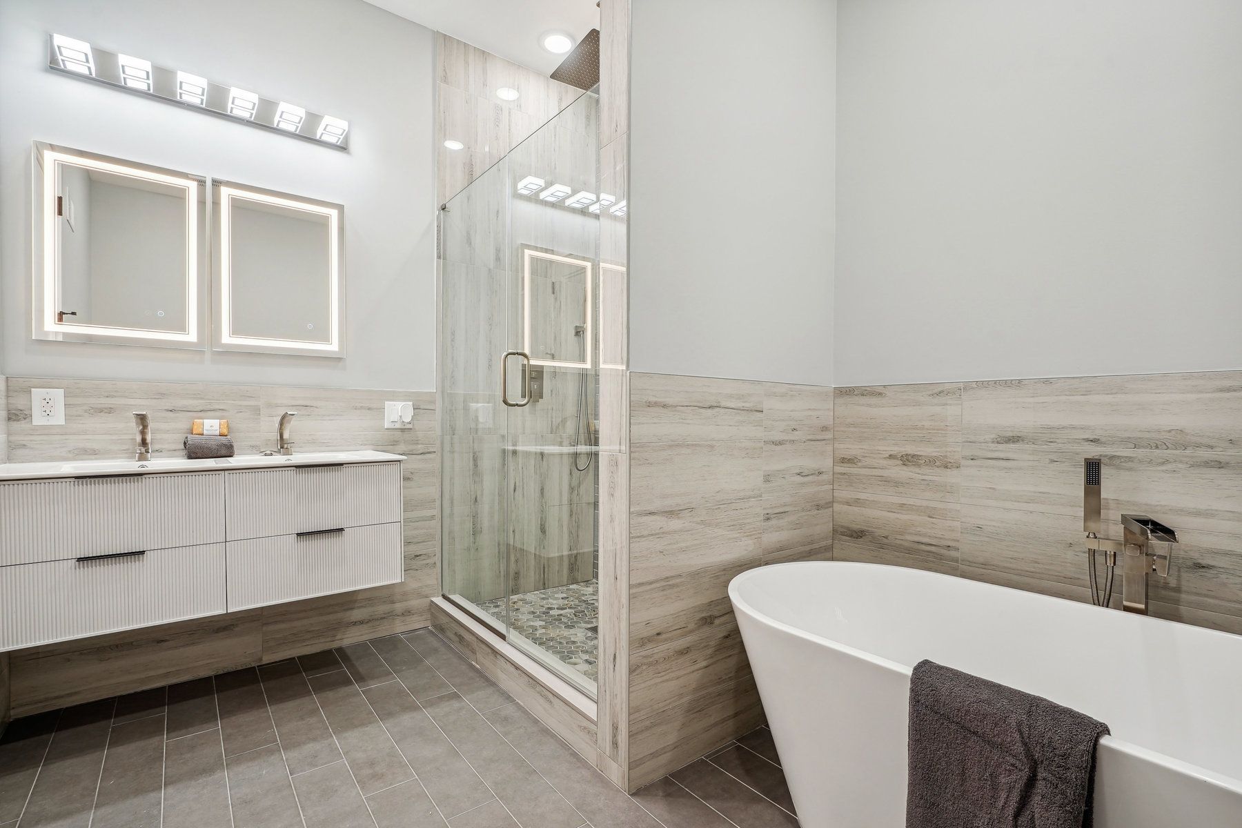 20 Corbin Ave Unit# 1