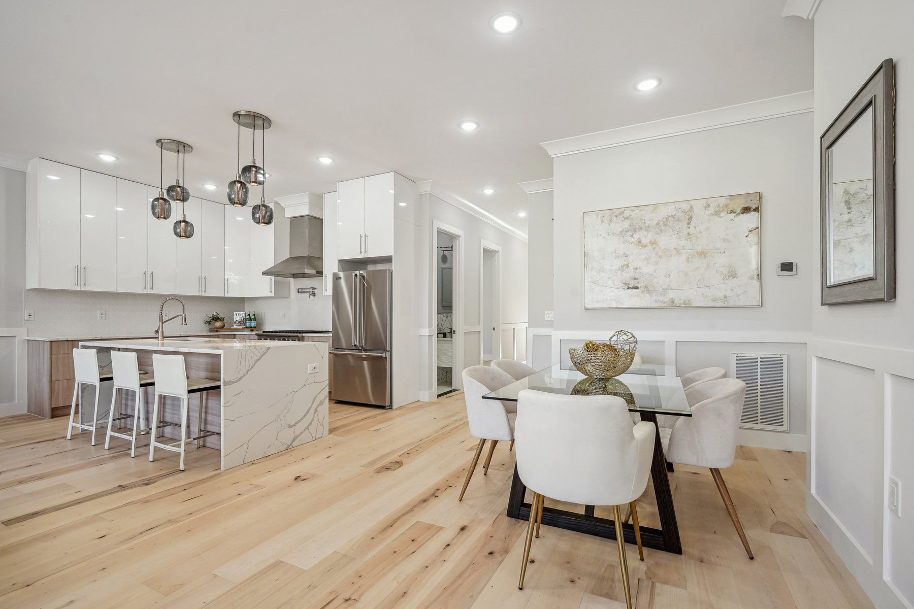 20 Corbin Ave Unit# 1