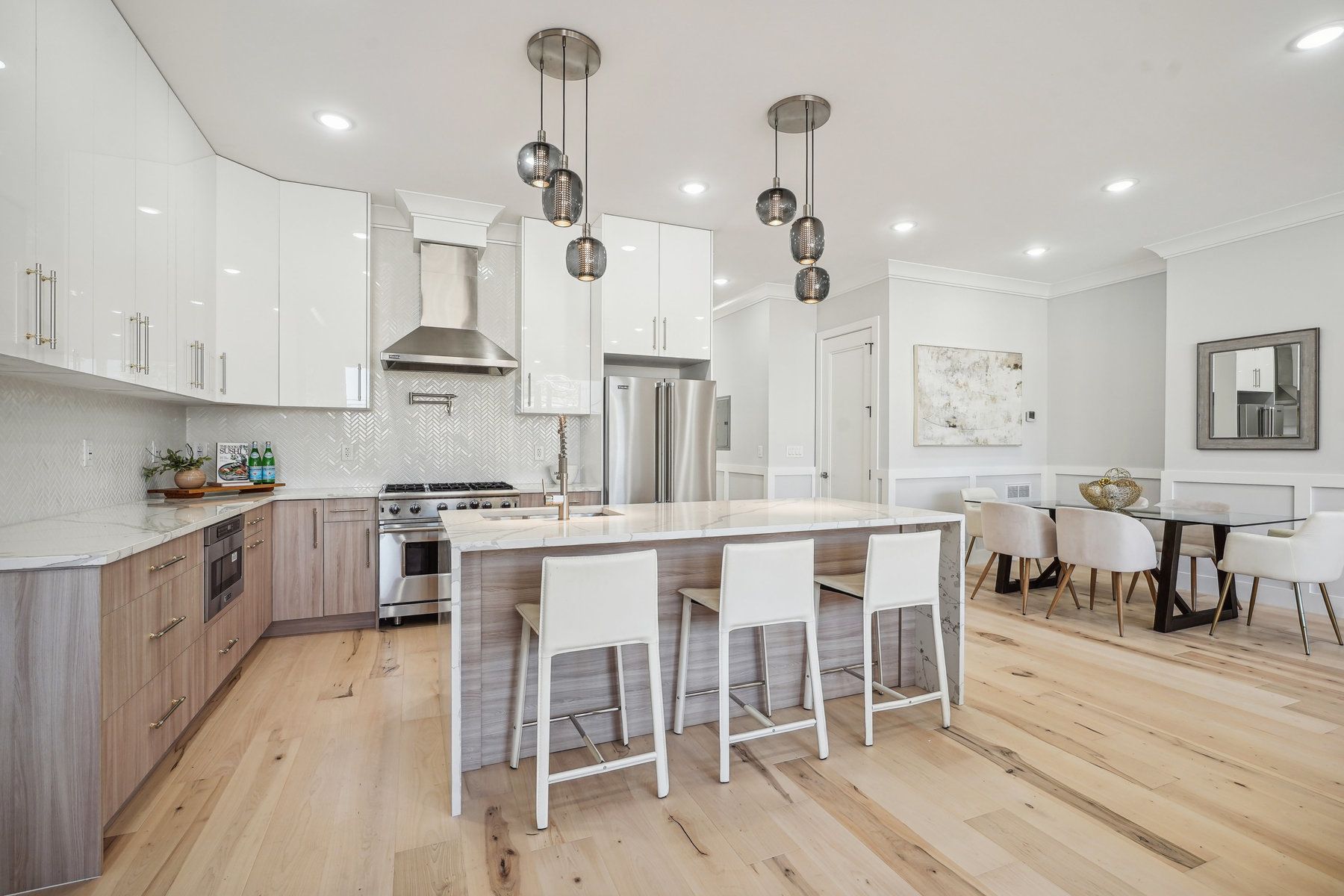 20 Corbin Ave Unit# 1