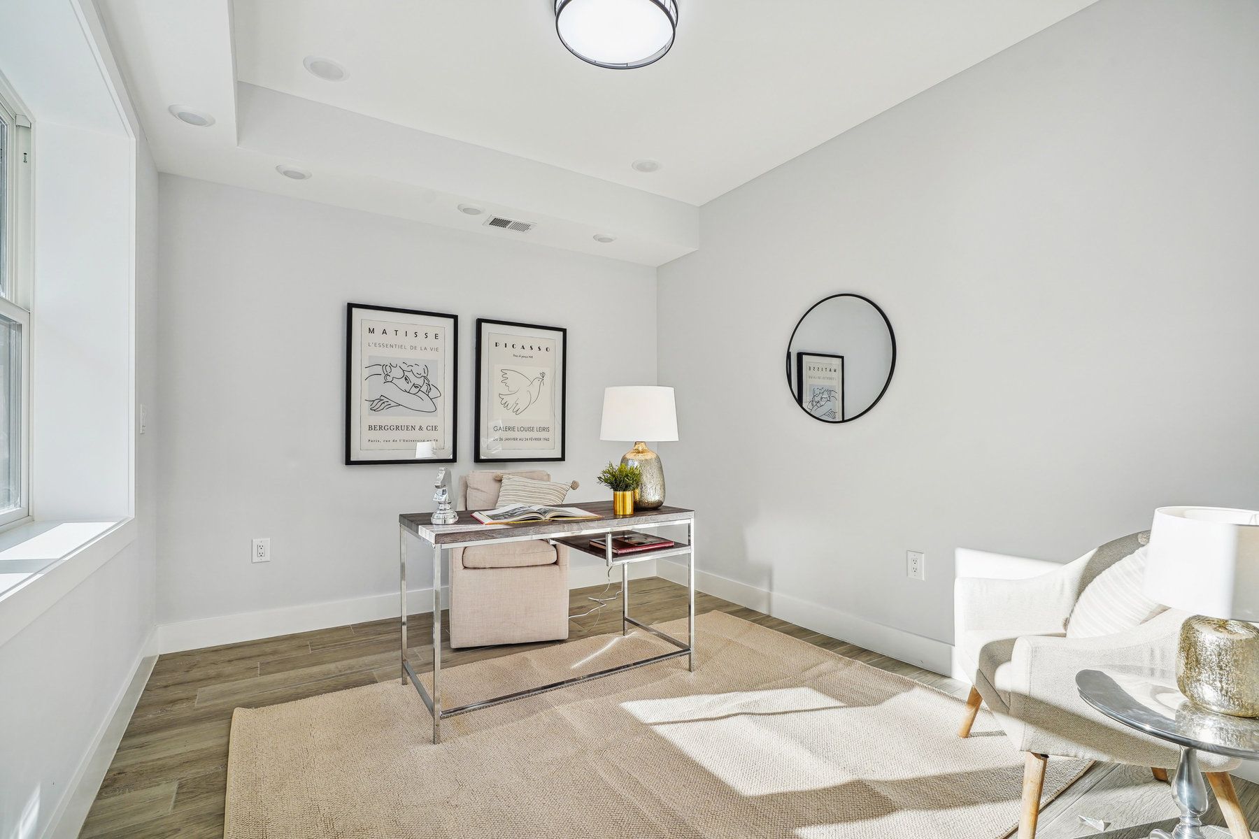 20 Corbin Ave Unit# 1