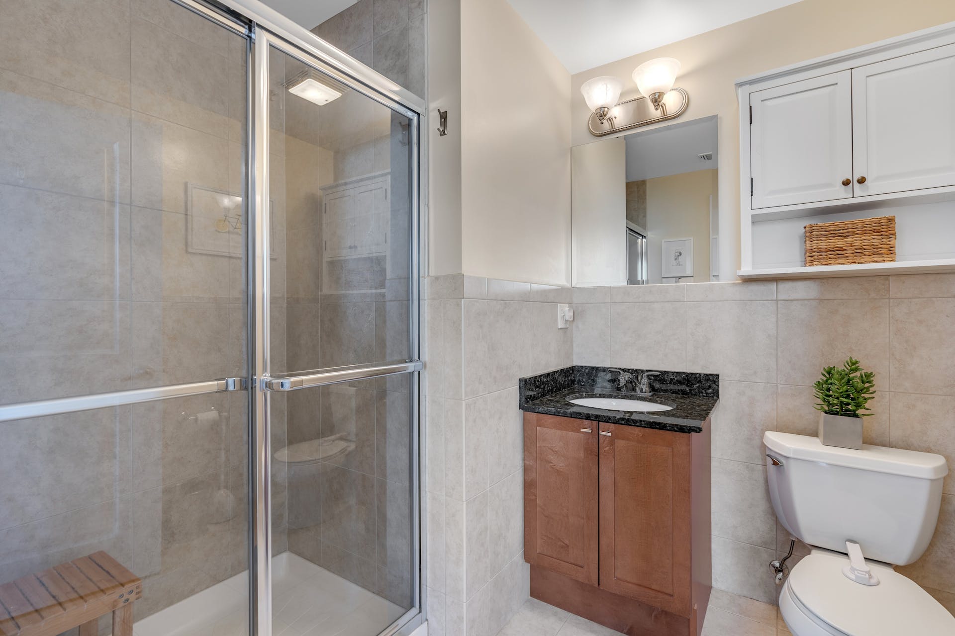 924 Jefferson St Unit# 4A