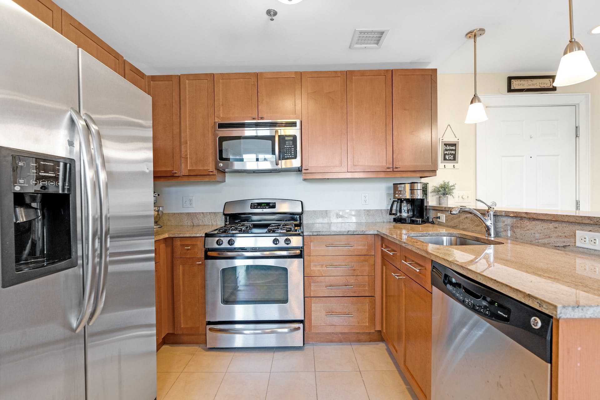 924 Jefferson St Unit# 4A