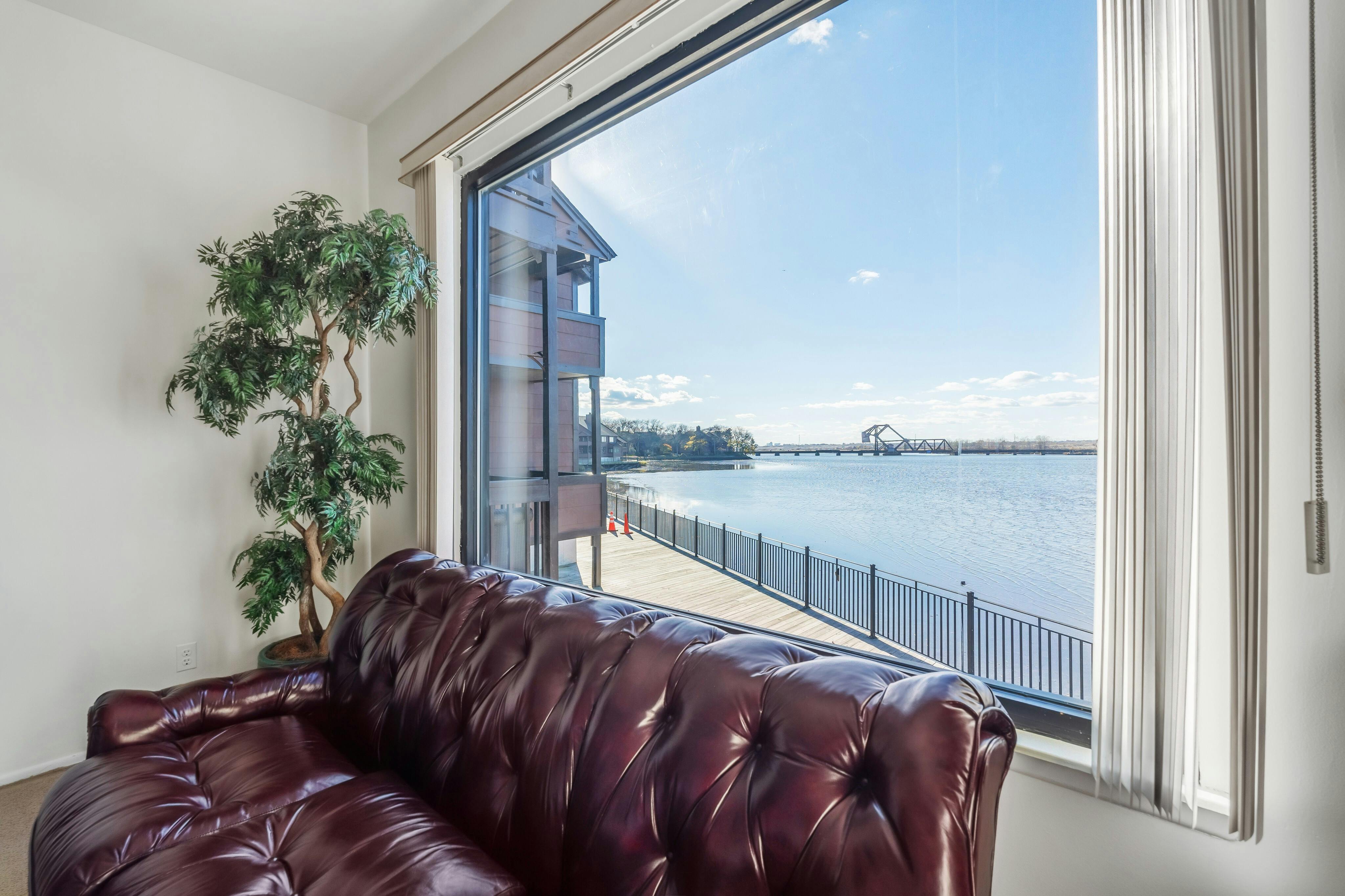 94 Harbor Key Unit# 94