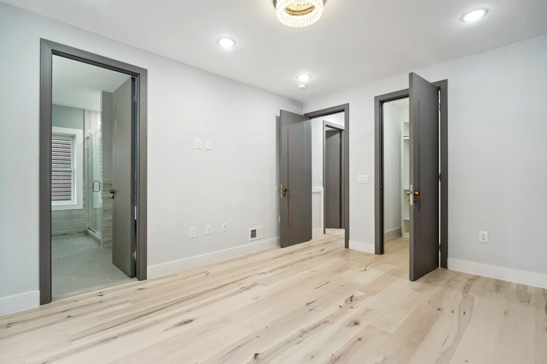 132 Sherman Pl Unit# Unit 1