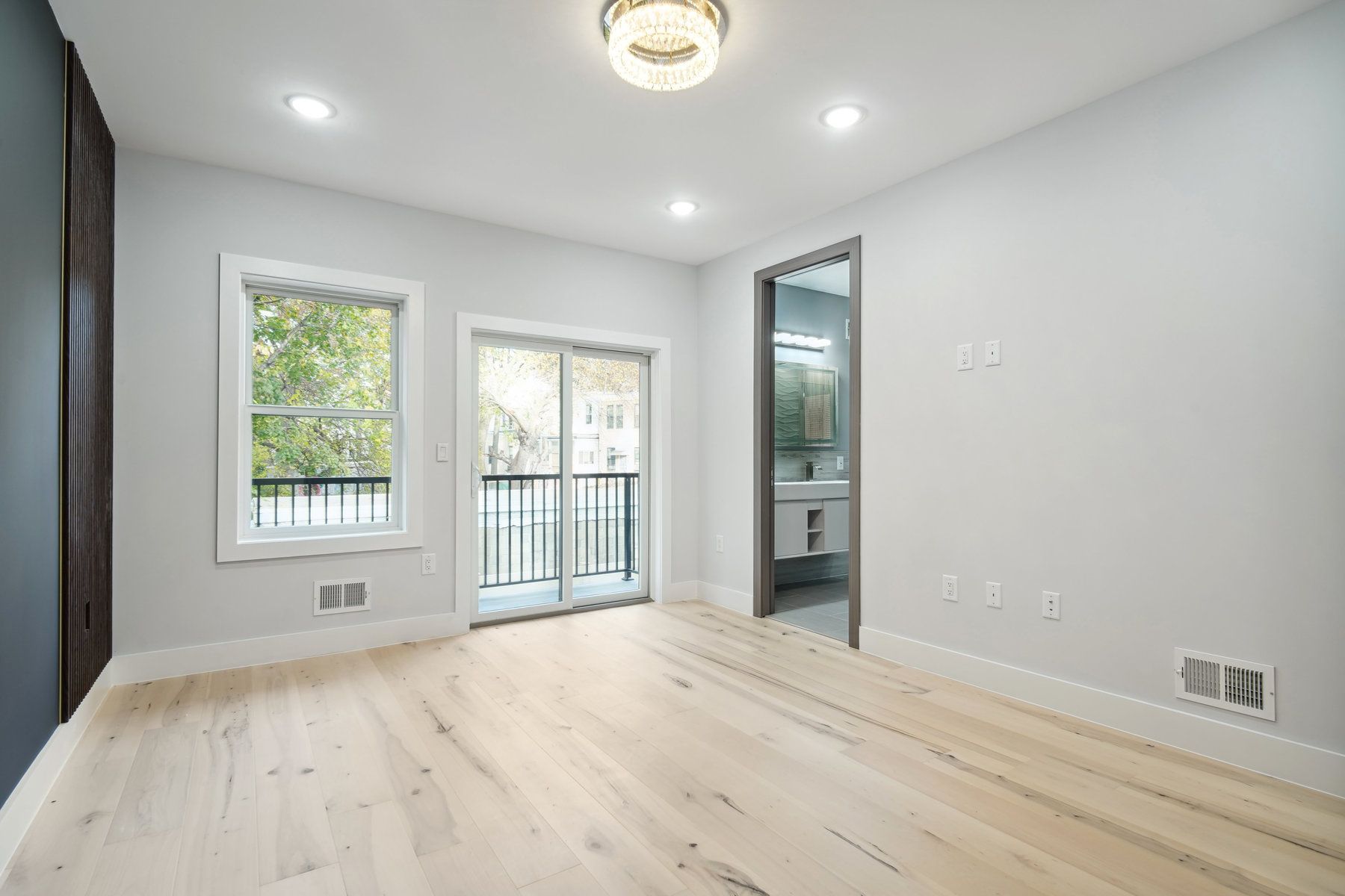 132 Sherman Pl Unit# Unit 1